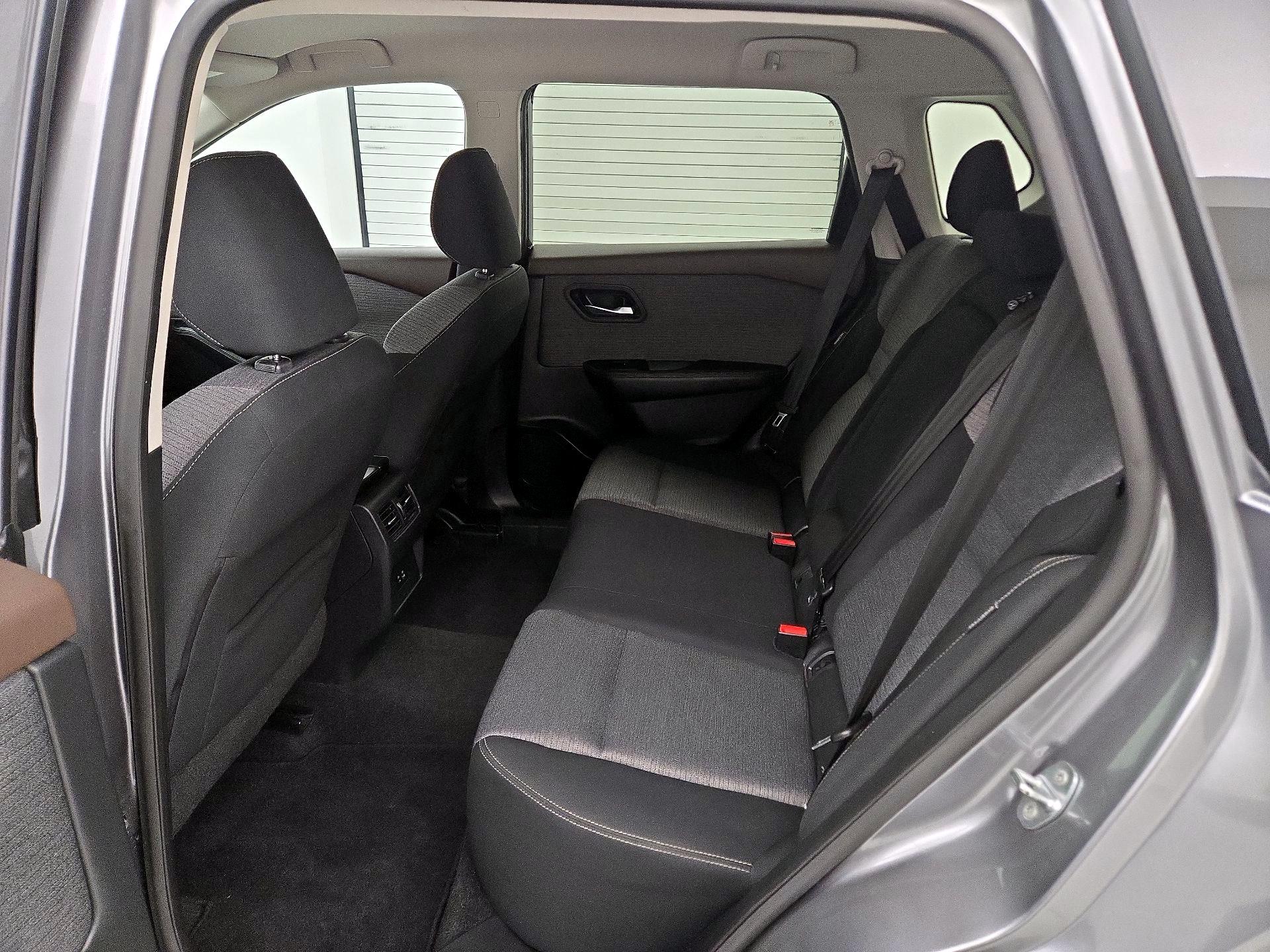 Thumbnail: 2021 Nissan Rogue - 19