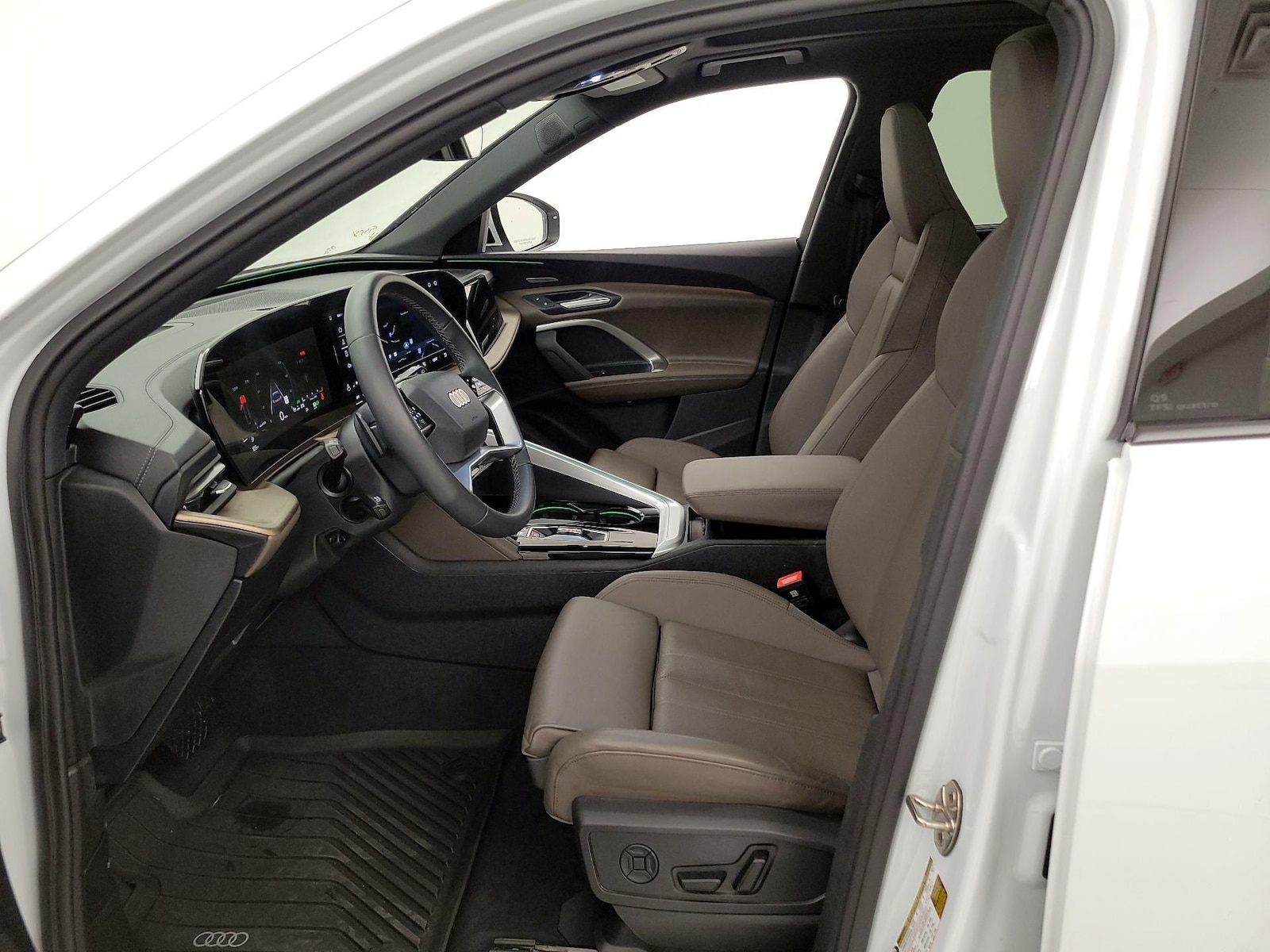 2025 Audi Q5 Premium Plus - Photo 12
