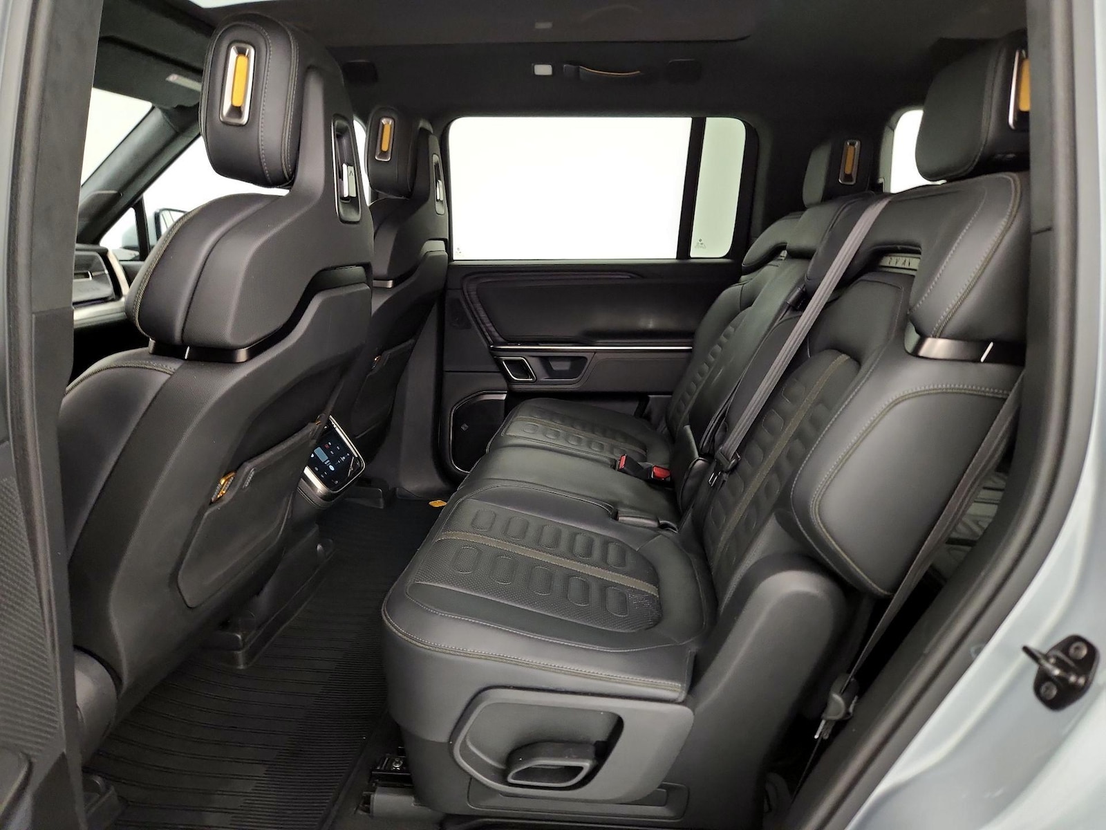 Rear Air Conditioning