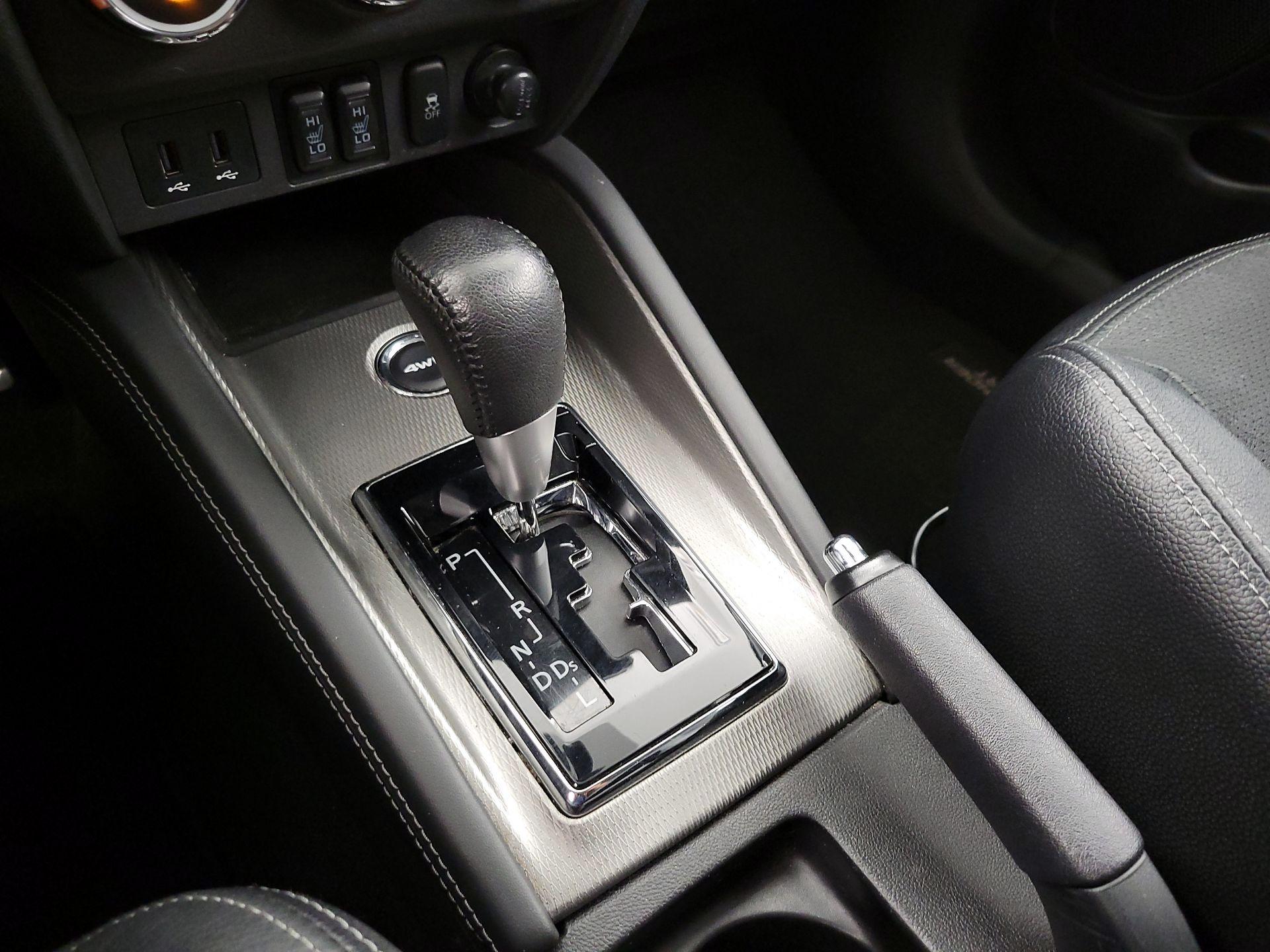Thumbnail: 2018 Mitsubishi Outlander Sport - 18