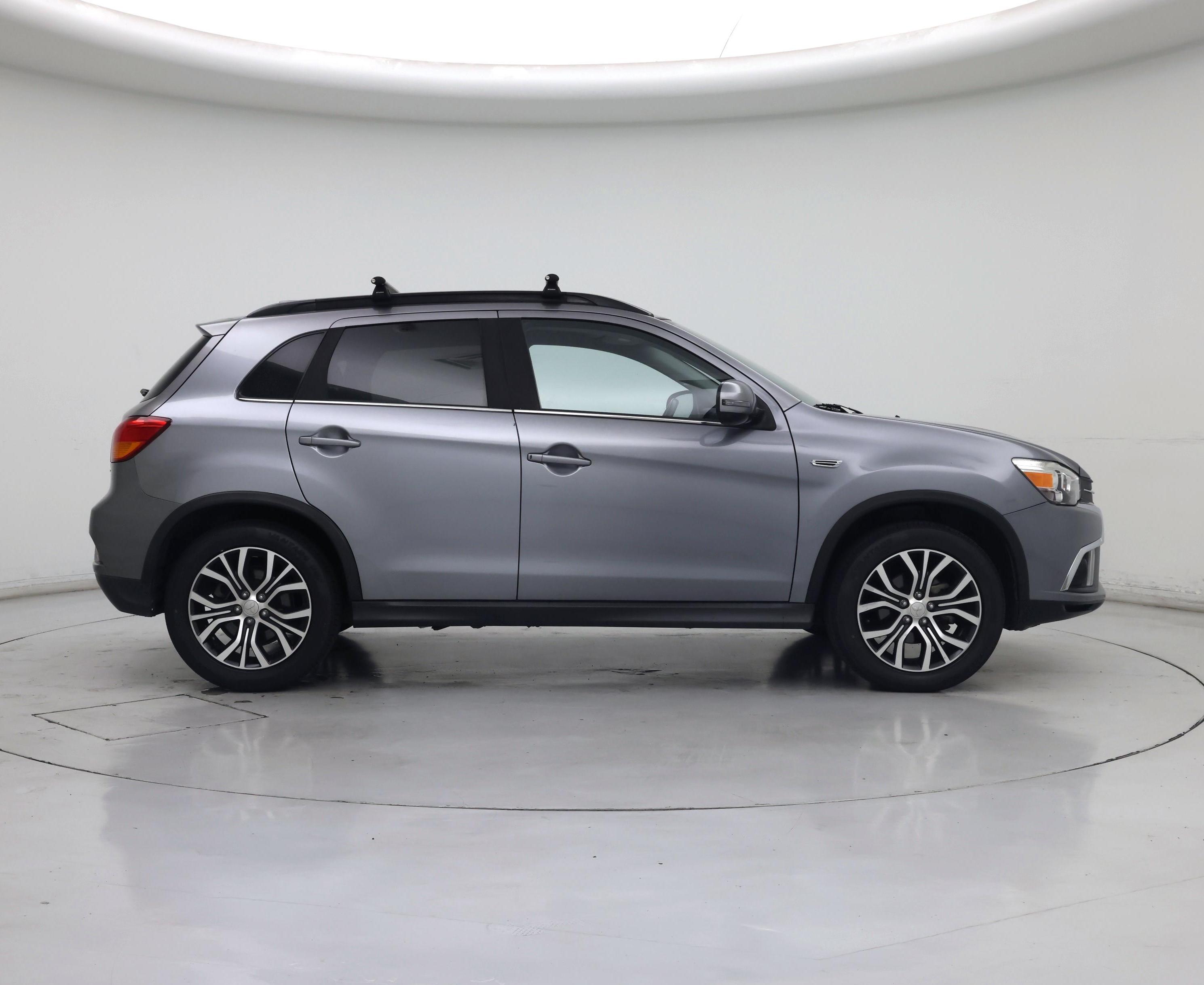 Thumbnail: 2018 Mitsubishi Outlander Sport - 7
