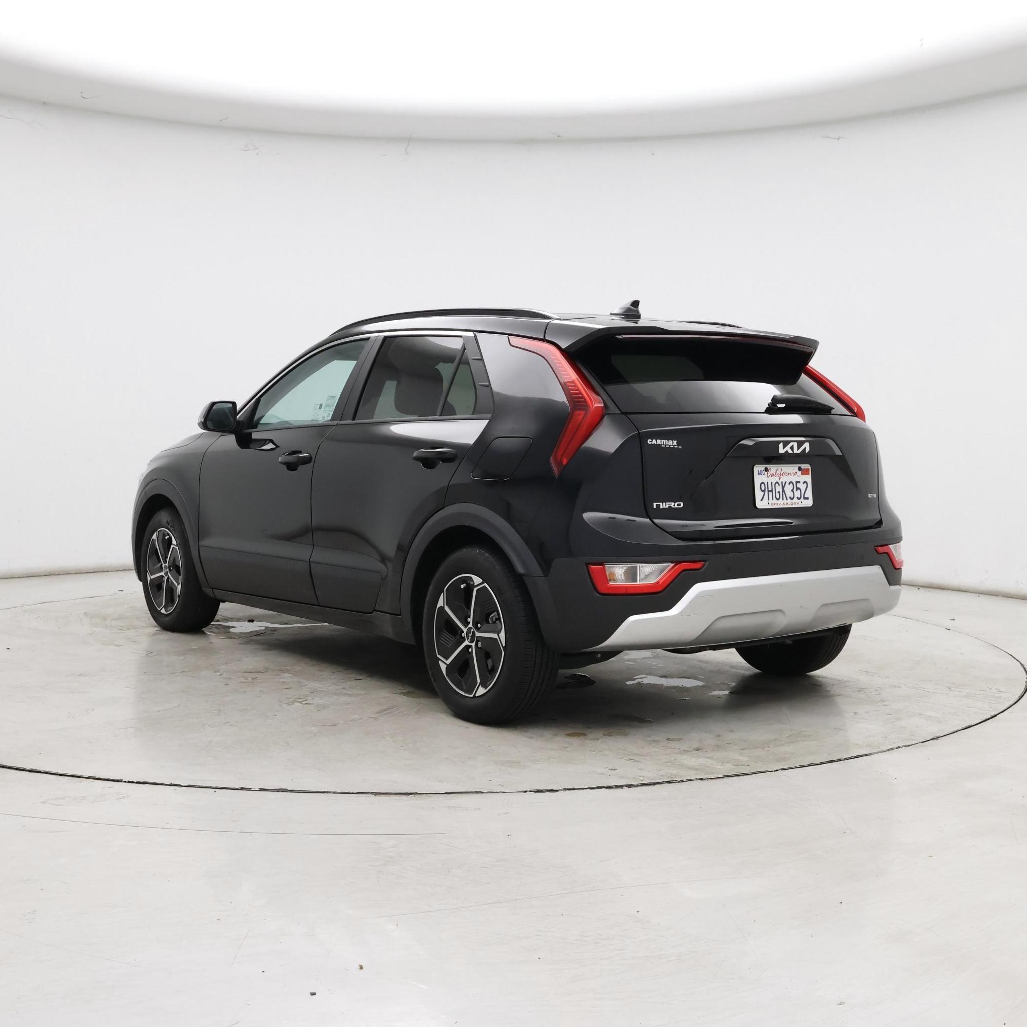 Thumbnail: 2023 Kia Niro - 2