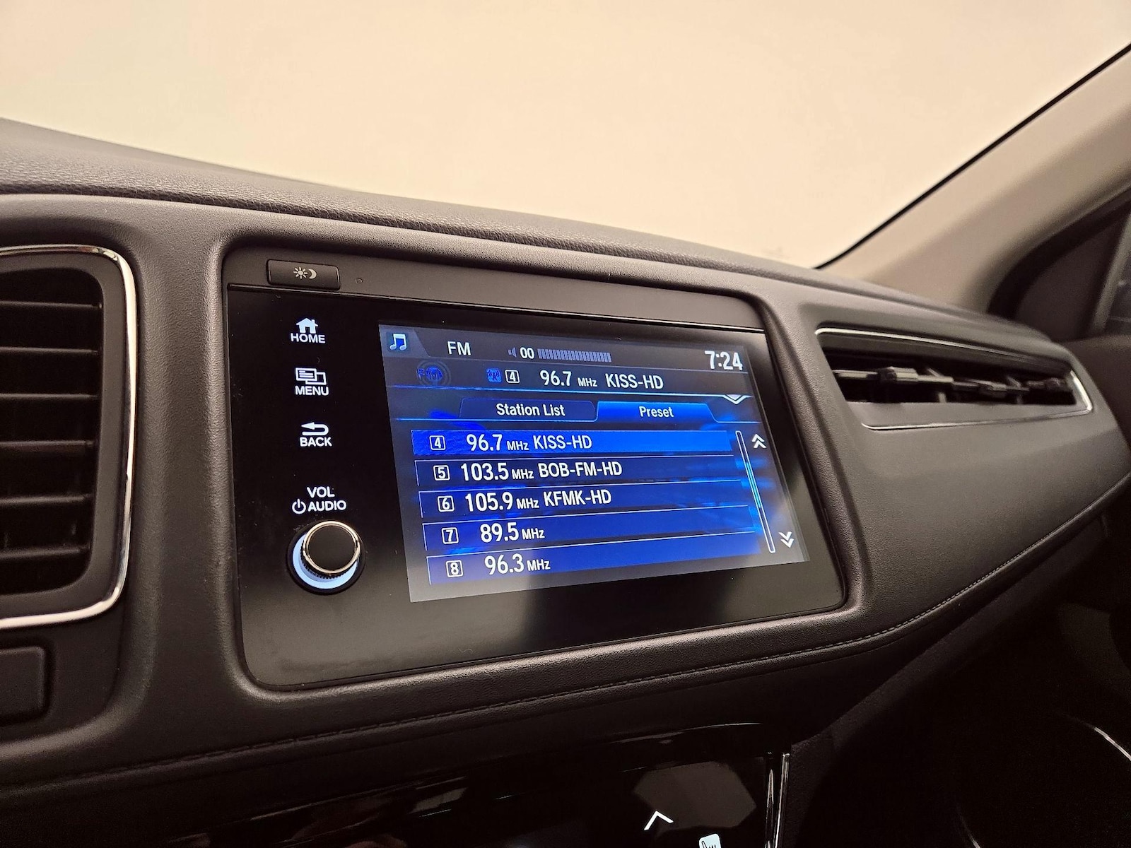 2022 Honda HR-V EX - Photo 16