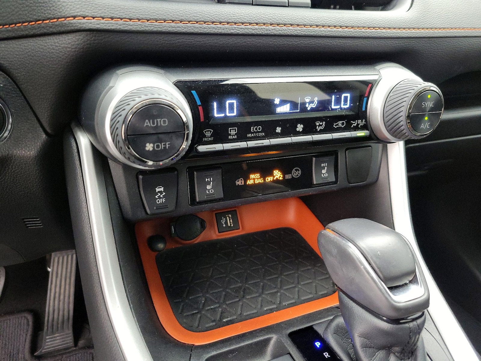 2023 Toyota RAV4 Adventure - Photo 17