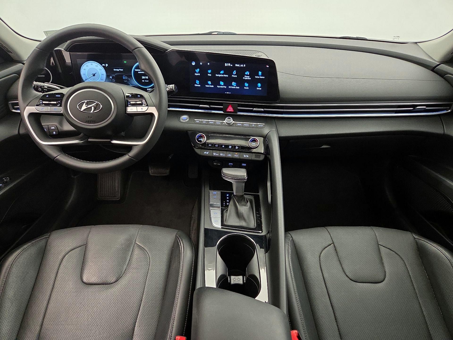 Thumbnail: 2023 Hyundai Elantra - 9