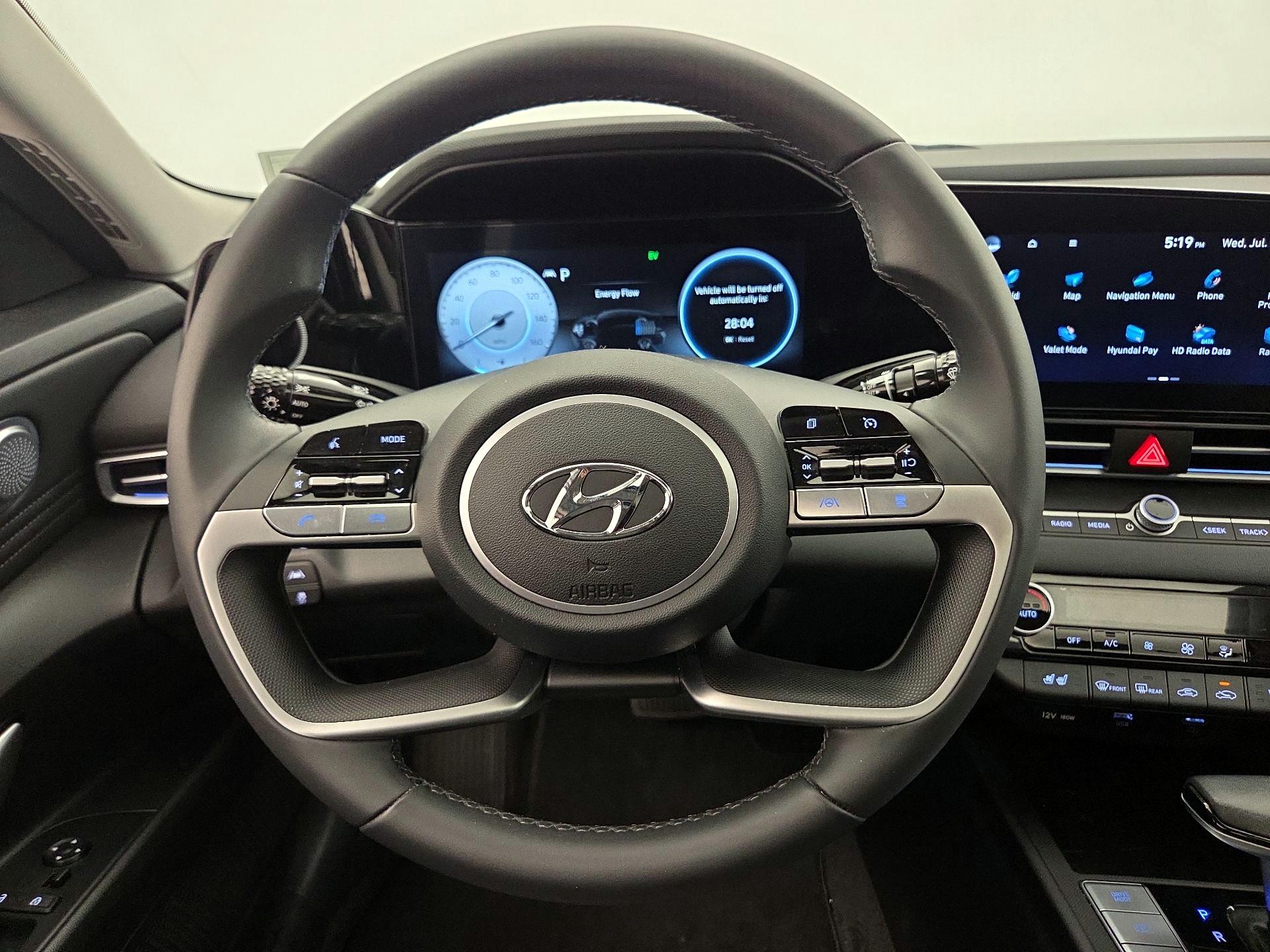 Thumbnail: 2023 Hyundai Elantra - 10
