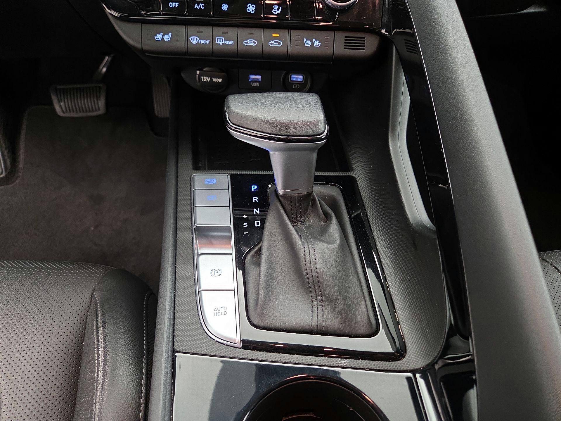 Thumbnail: 2023 Hyundai Elantra - 18