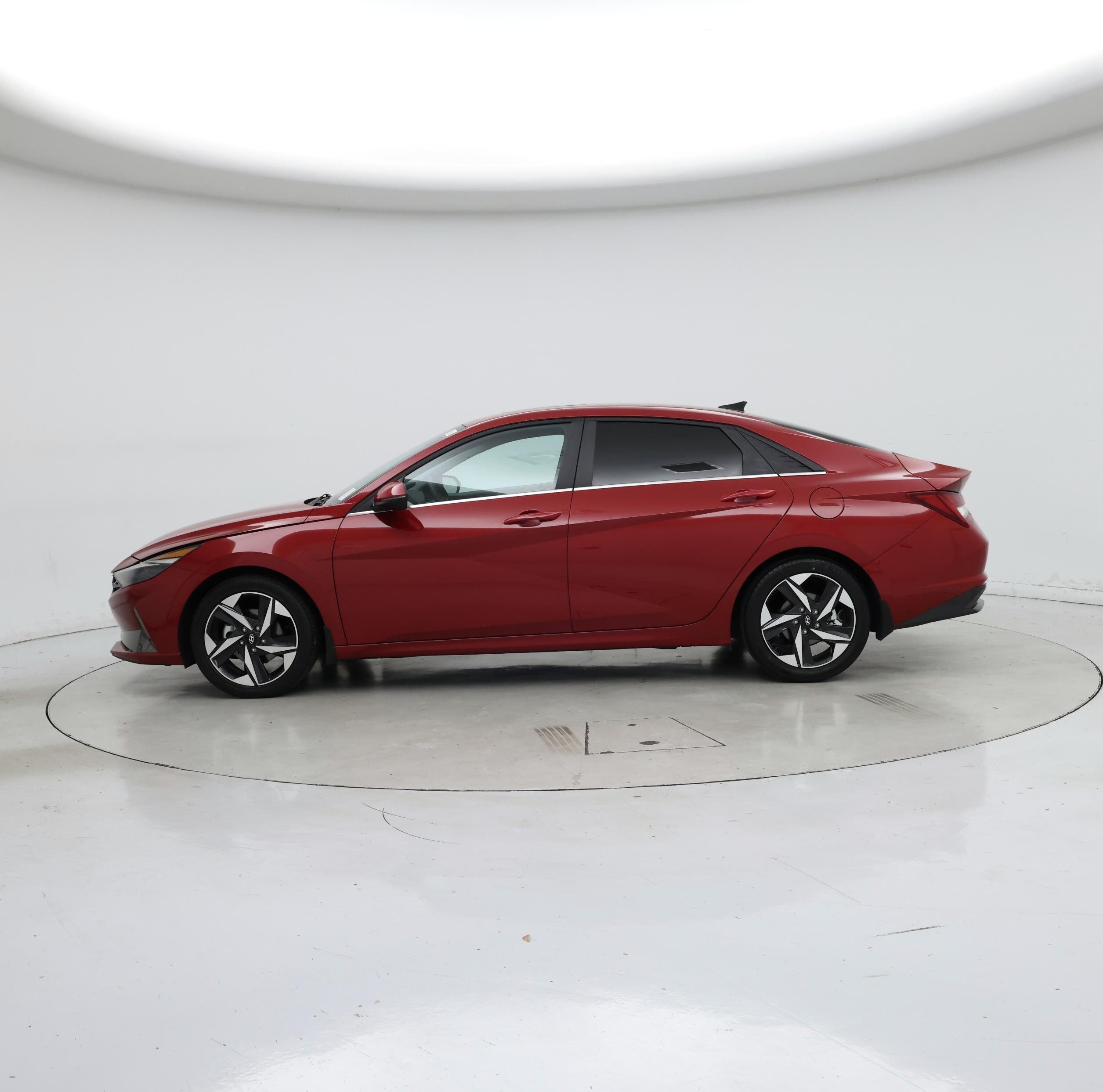Thumbnail: 2023 Hyundai Elantra - 3