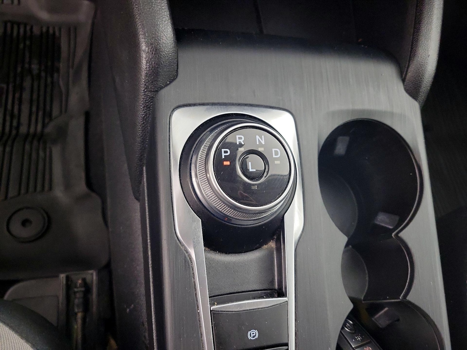 2022 Ford Escape SE - Photo 18