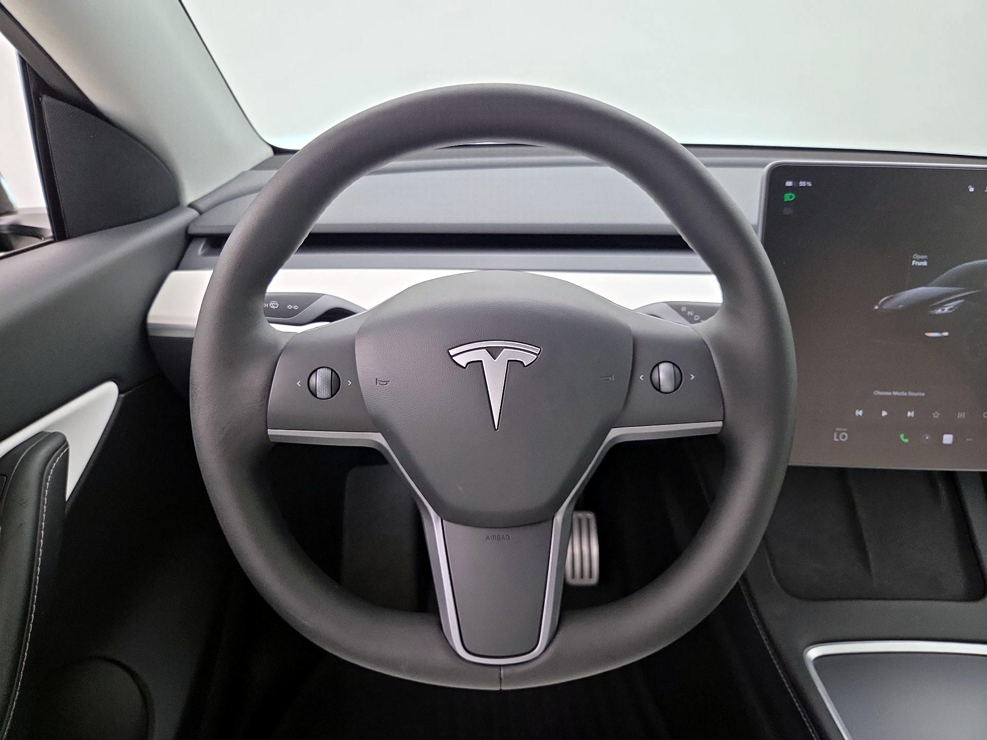 Thumbnail: 2022 Tesla Model Y - 10