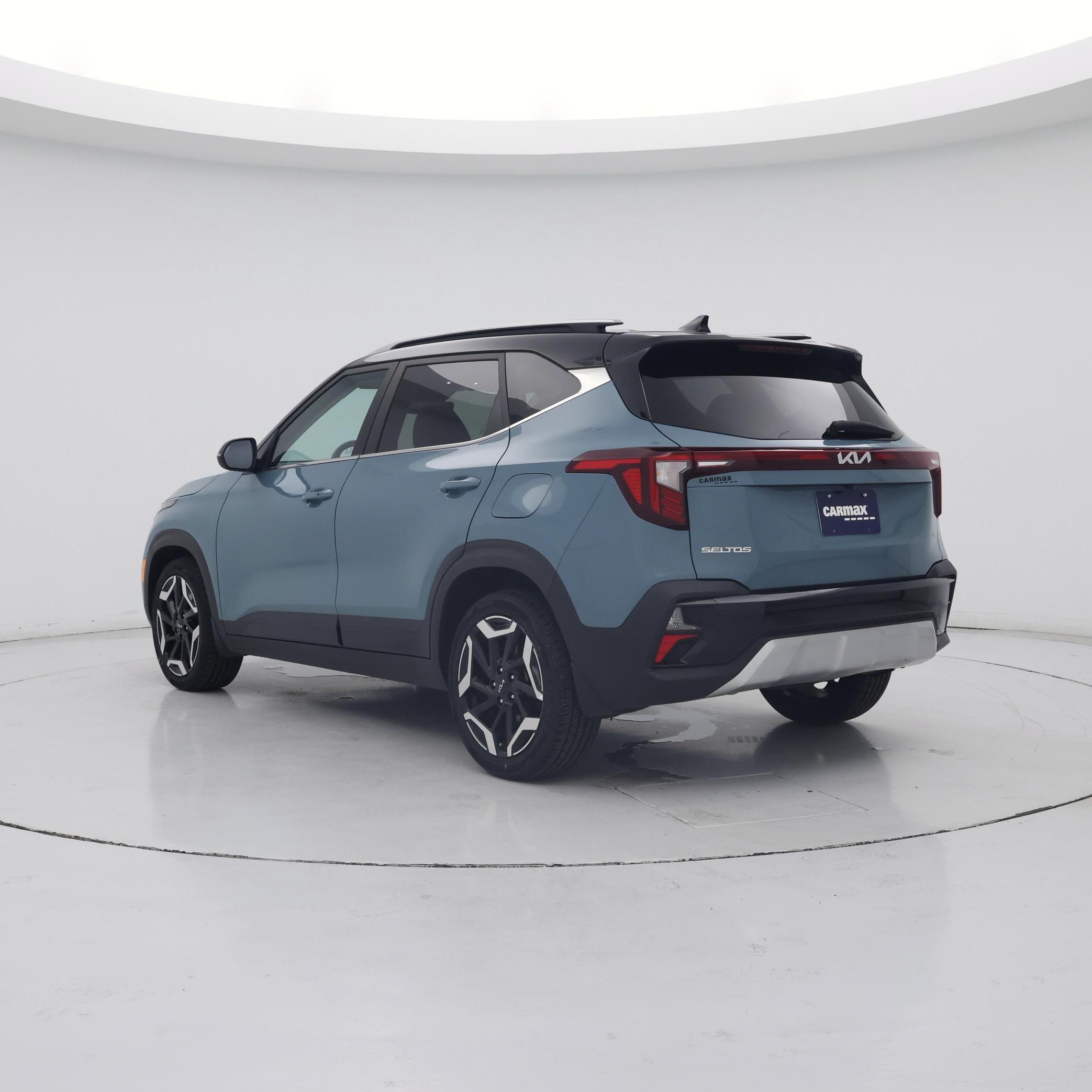 Thumbnail: 2024 Kia Seltos - 2