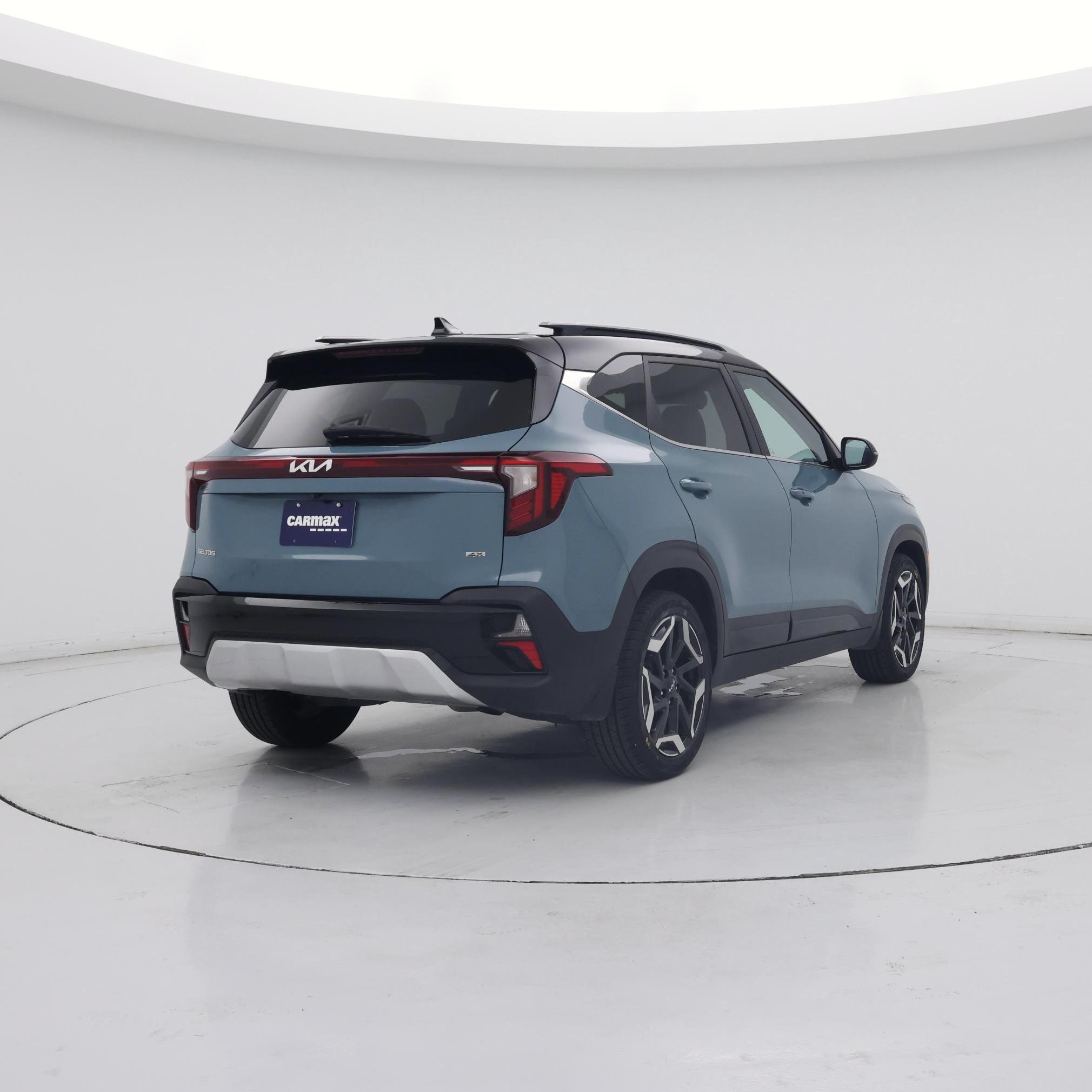 Thumbnail: 2024 Kia Seltos - 8