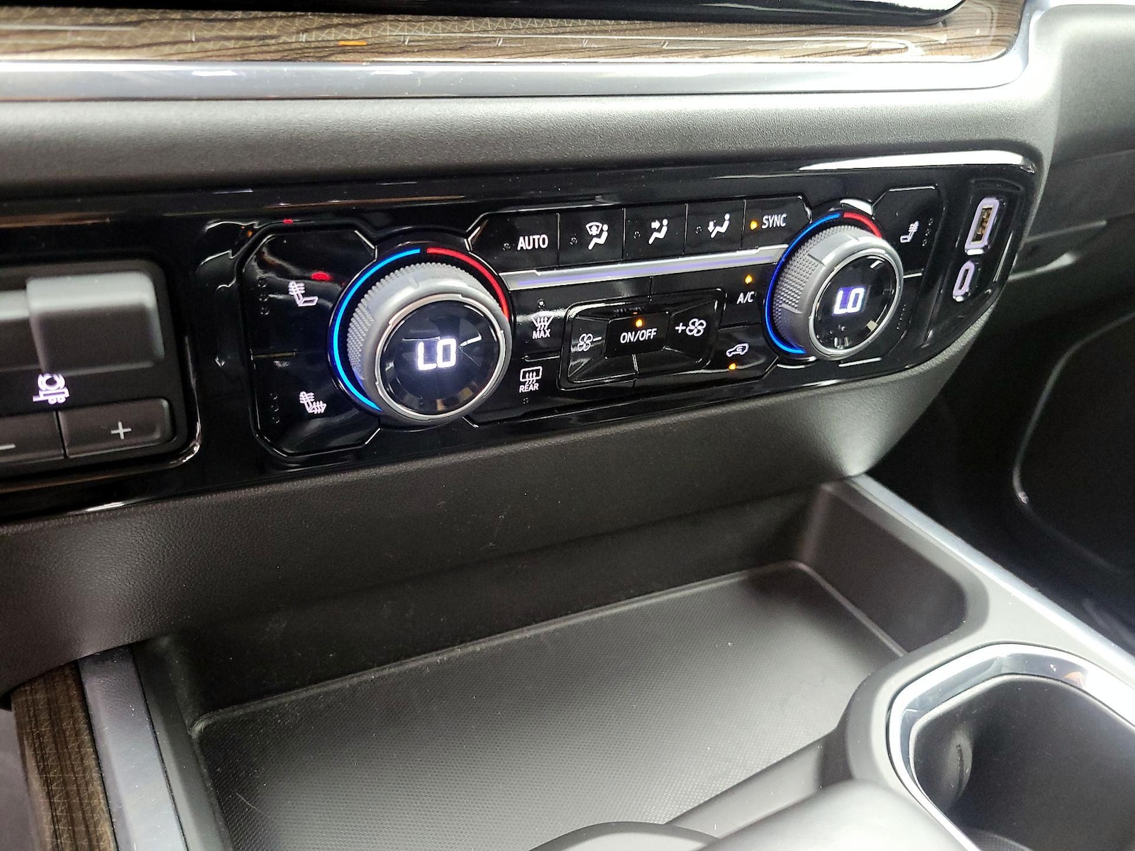 2022 RAM Ram 1500 Pickup Laramie - Photo 18