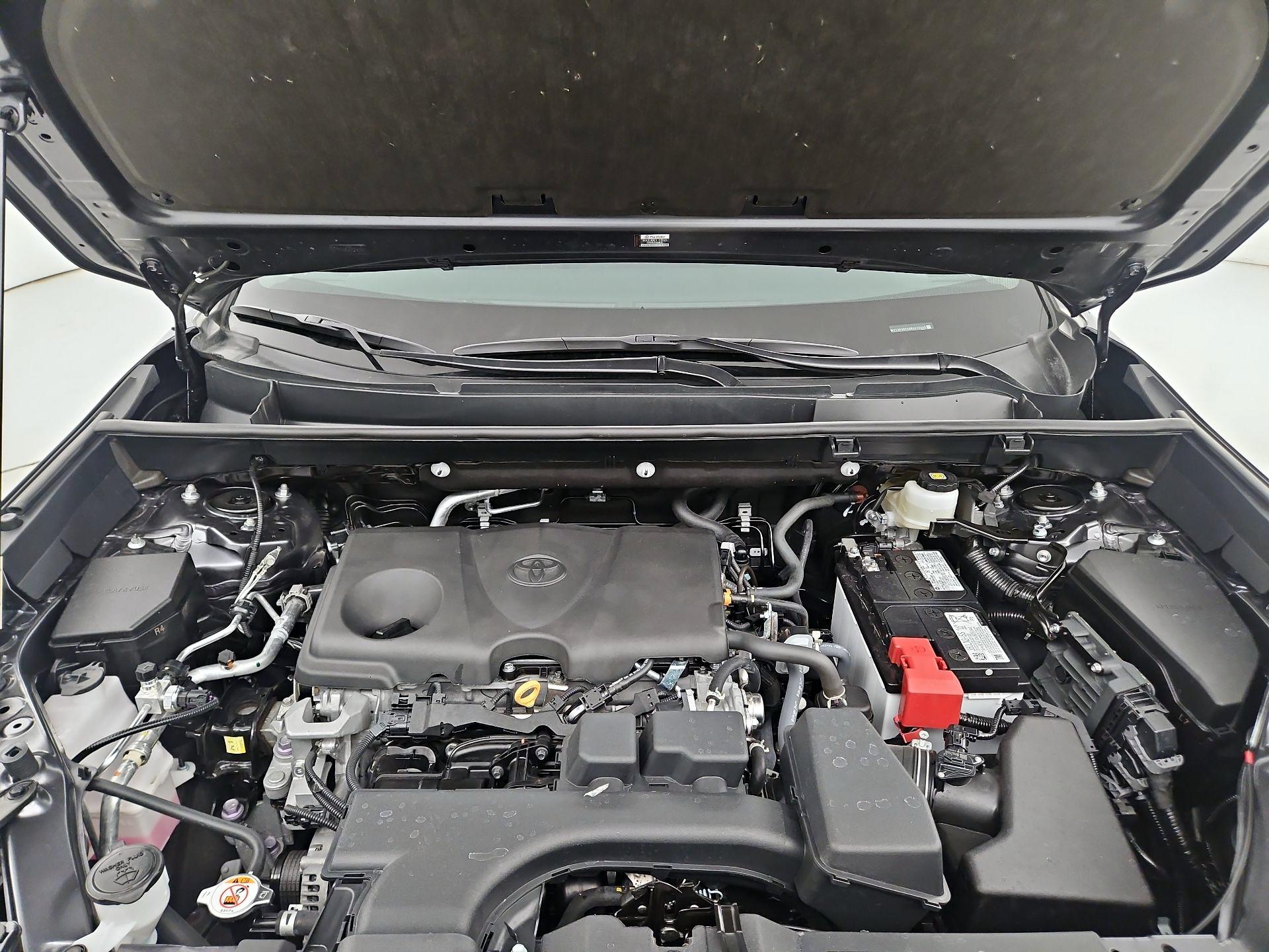 Thumbnail: 2024 Toyota RAV4 - 20