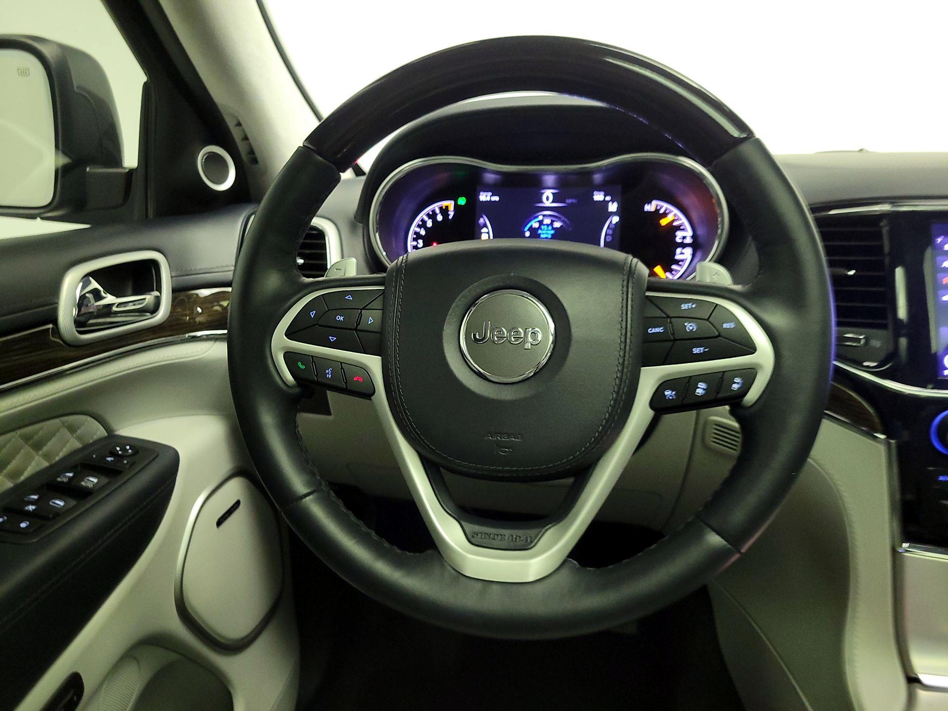 Thumbnail: 2019 Jeep Grand Cherokee - 10