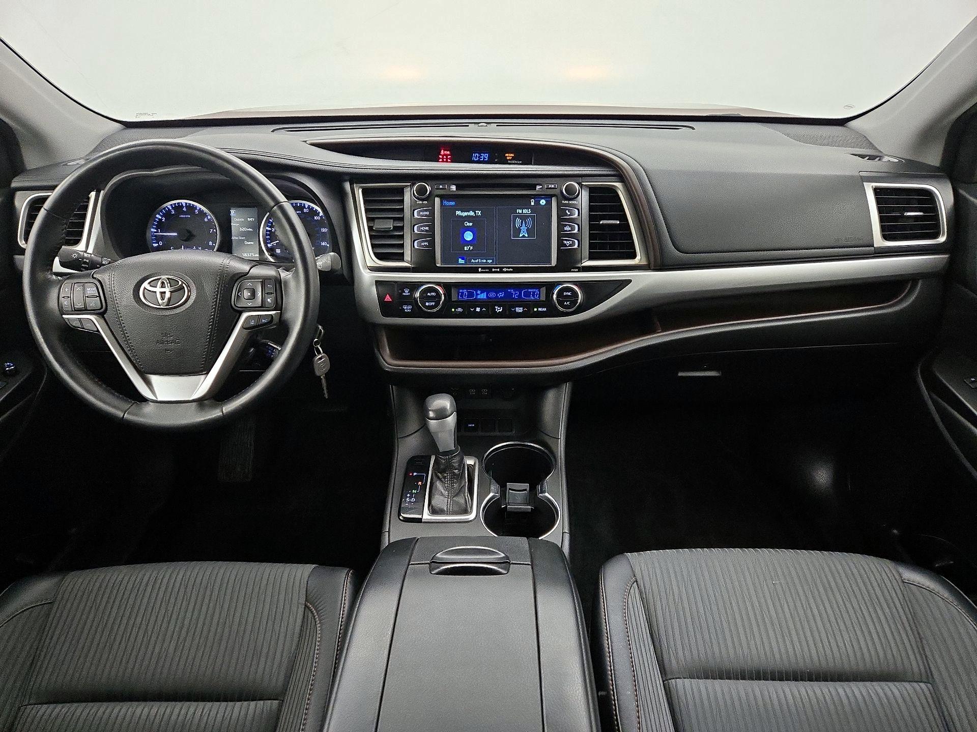 Thumbnail: 2018 Toyota Highlander - 9
