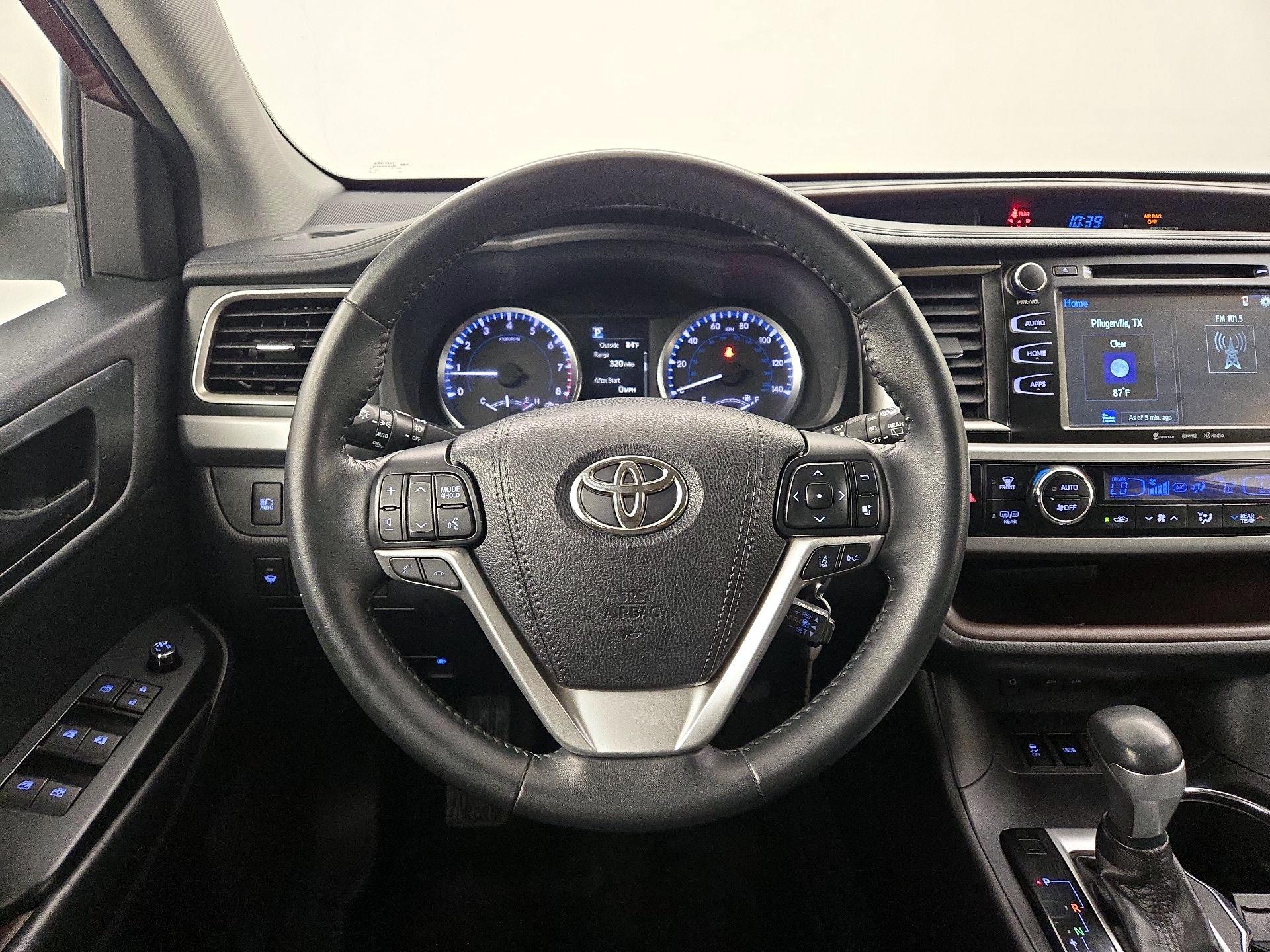 Thumbnail: 2018 Toyota Highlander - 10