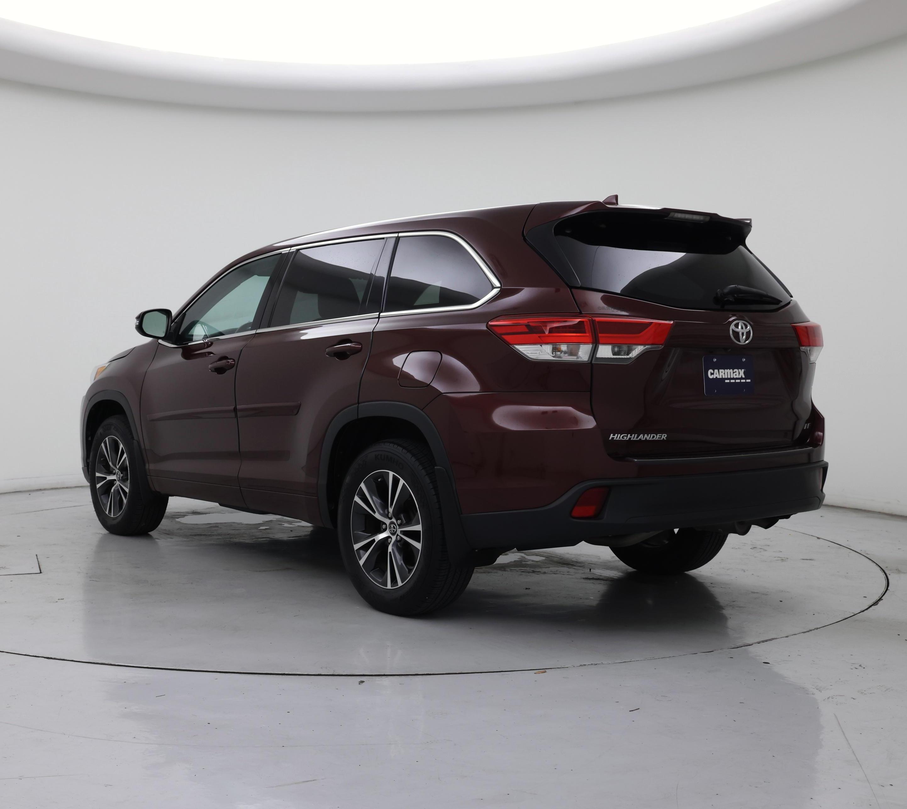 Thumbnail: 2018 Toyota Highlander - 2