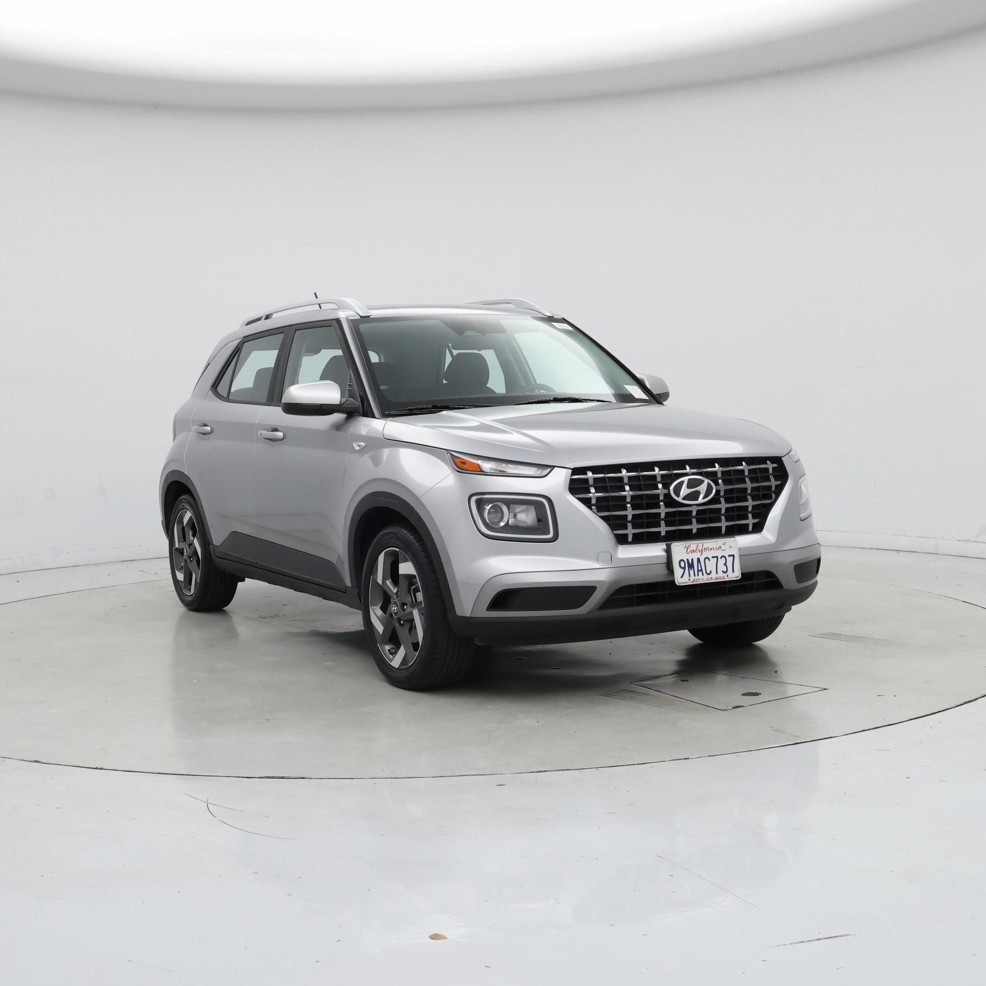  2024 Hyundai Venue SEL FWD   