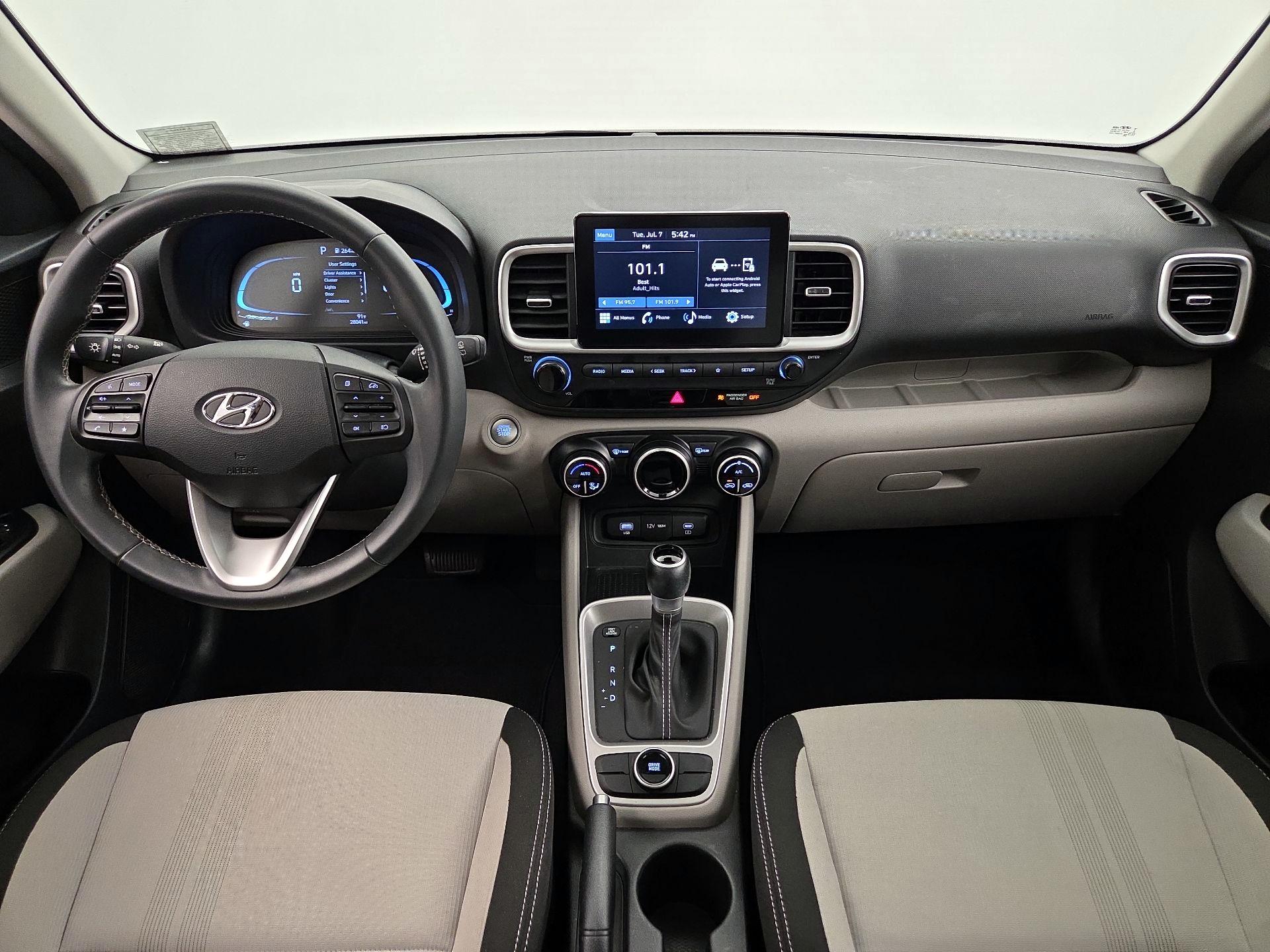 Thumbnail: 2024 Hyundai Venue - 9