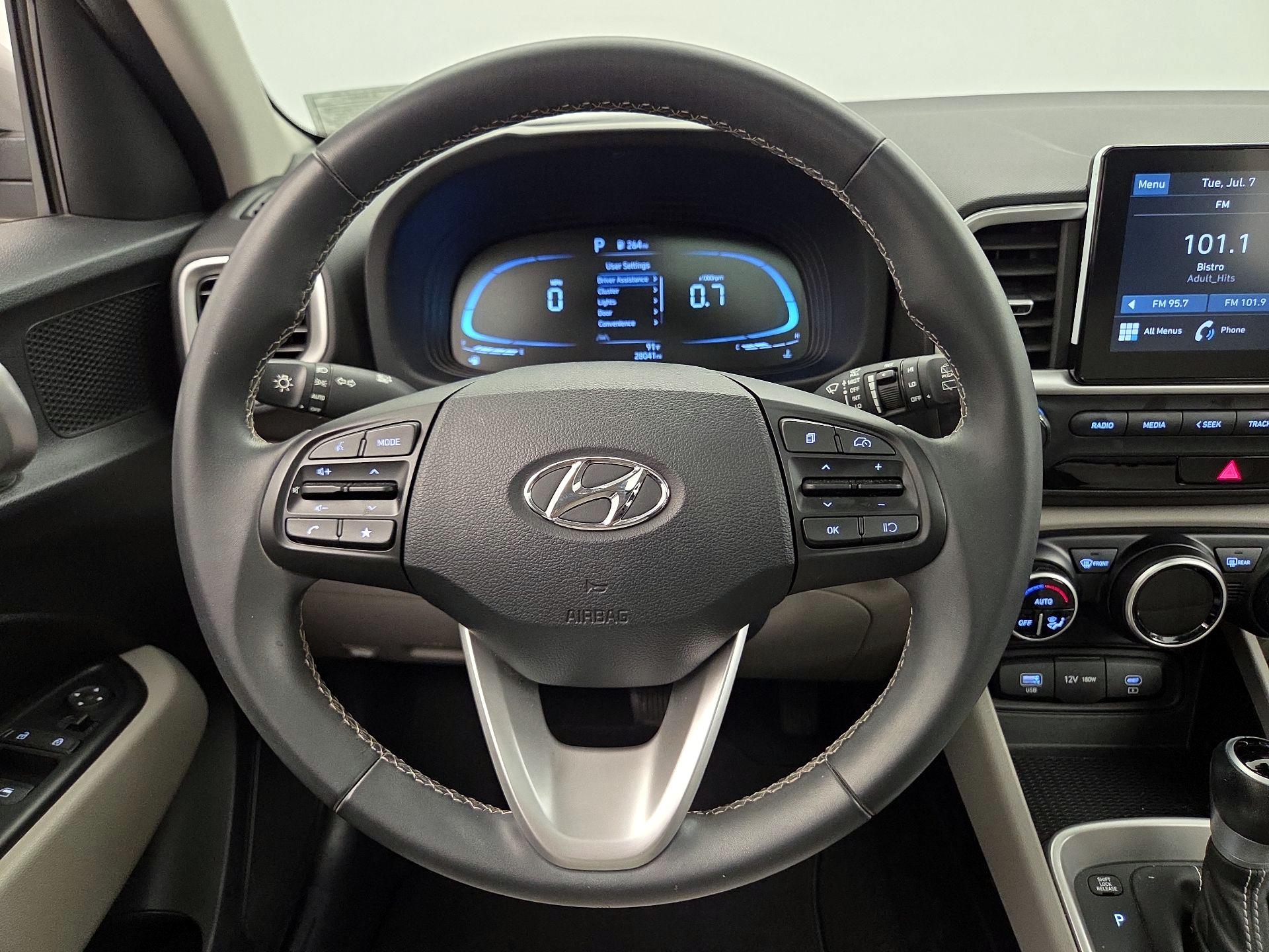 Thumbnail: 2024 Hyundai Venue - 10