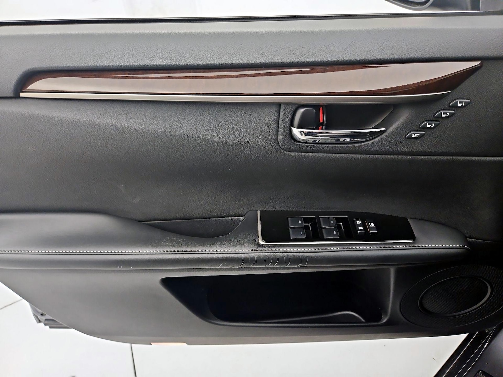 2016 Lexus ES 350 - Photo 13