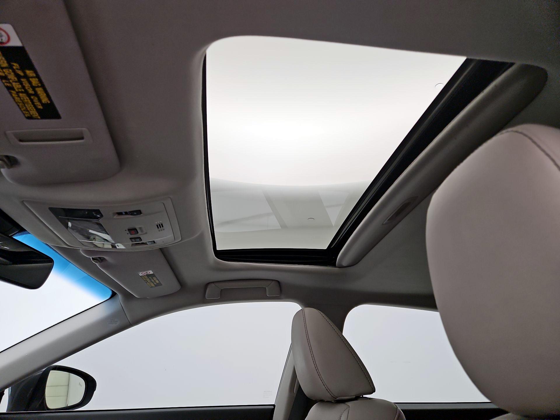 Thumbnail: 2016 Lexus ES - 20
