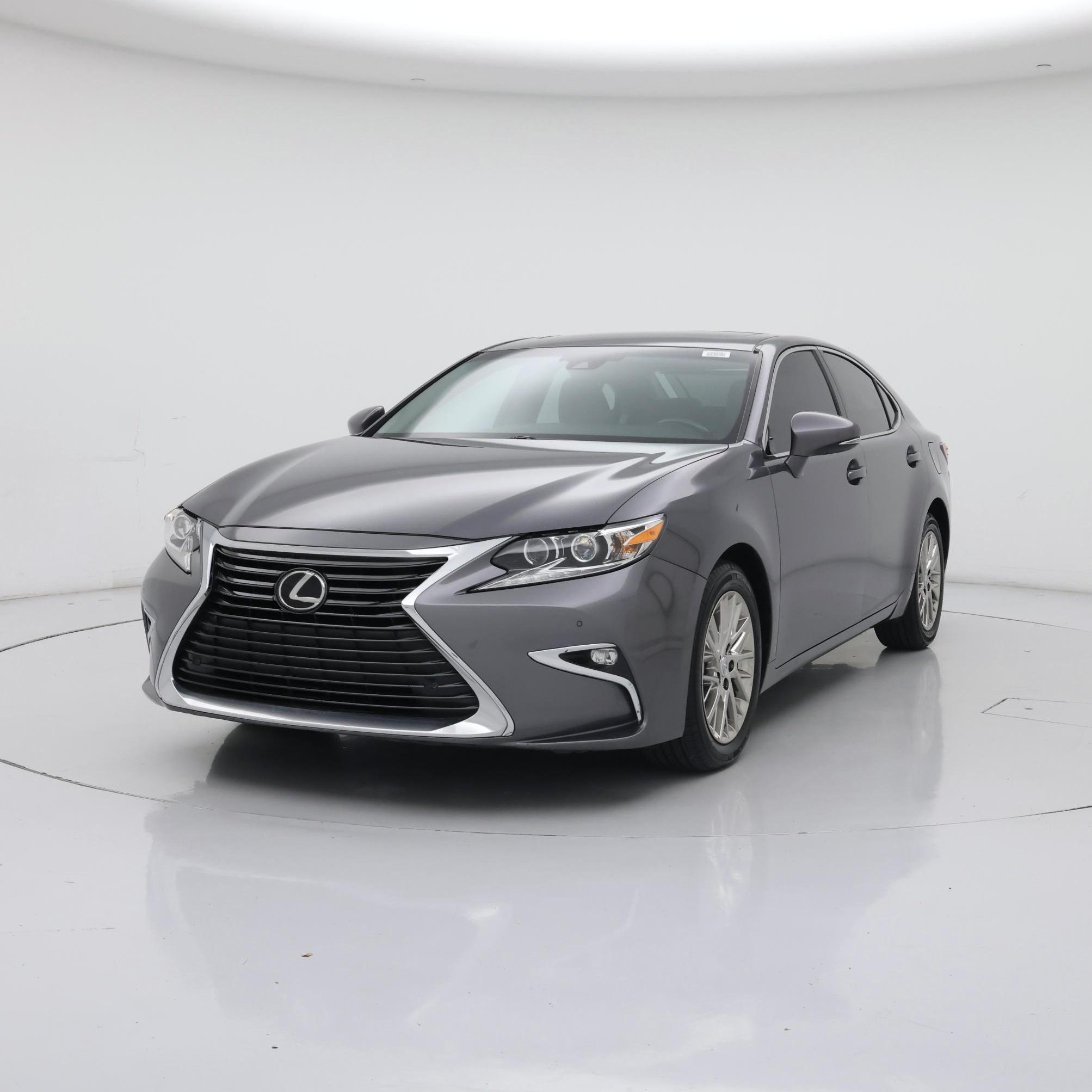 Thumbnail: 2016 Lexus ES - 4