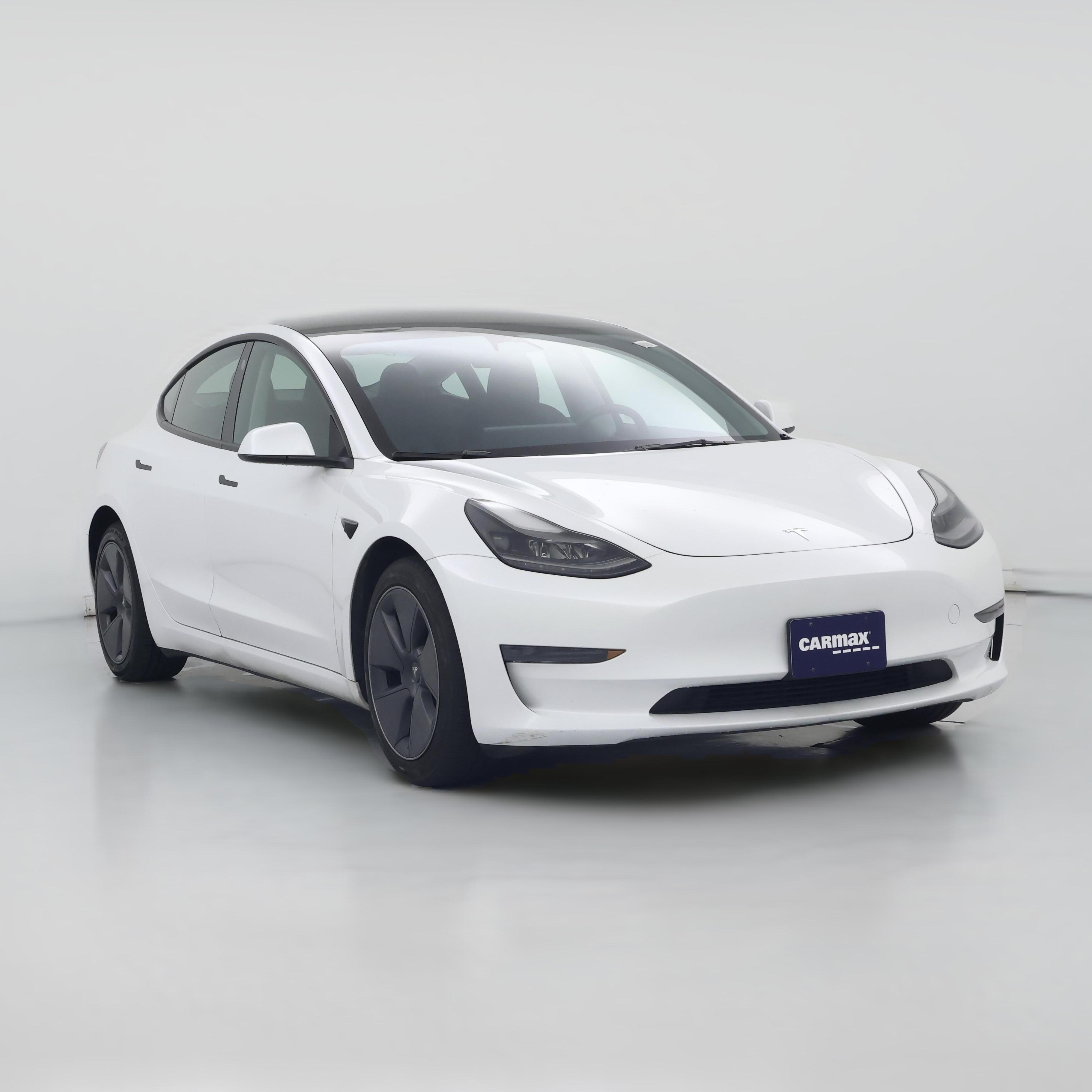 Thumbnail: 2023 Tesla Model 3 - 1