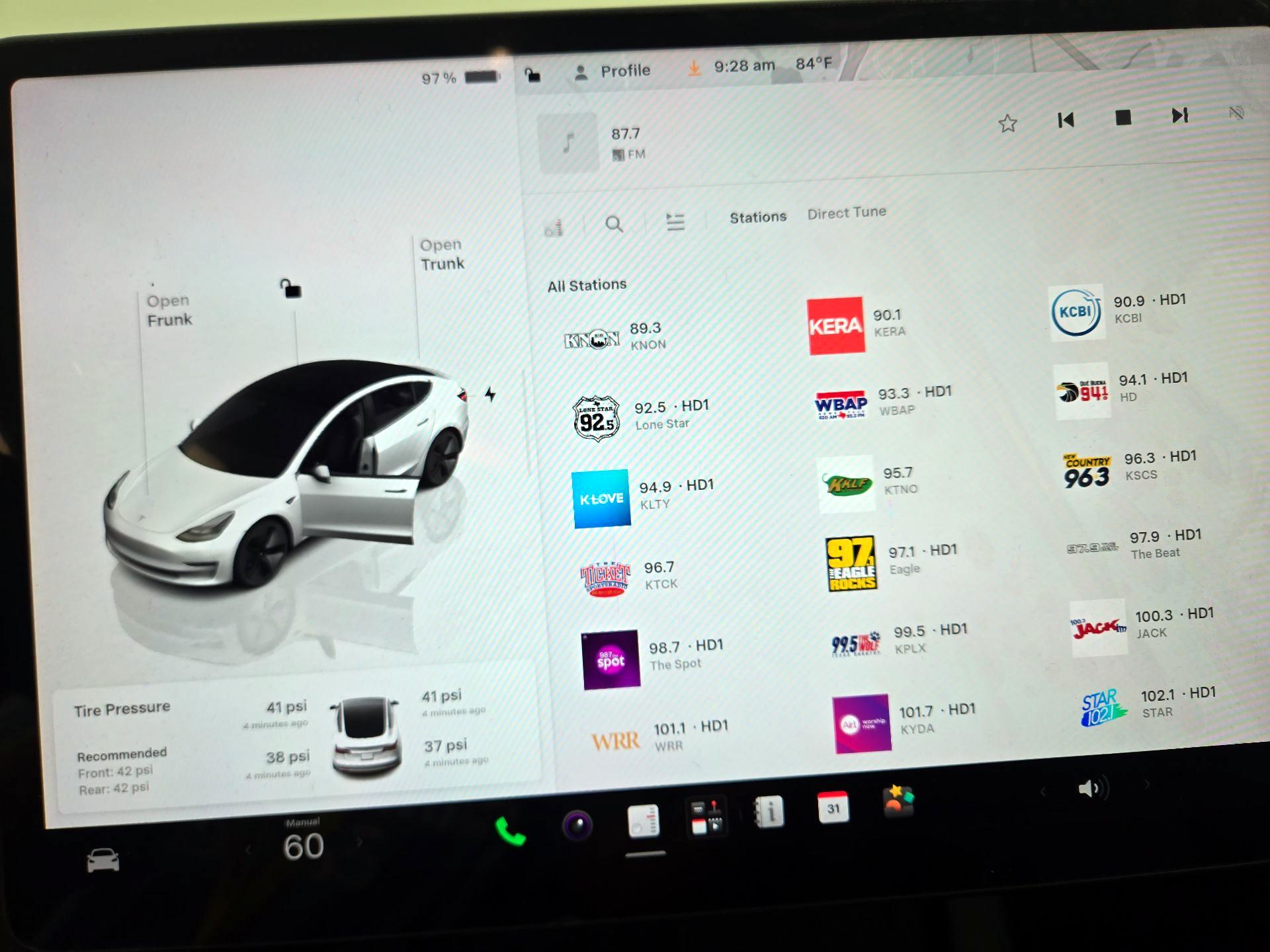 Thumbnail: 2023 Tesla Model 3 - 15