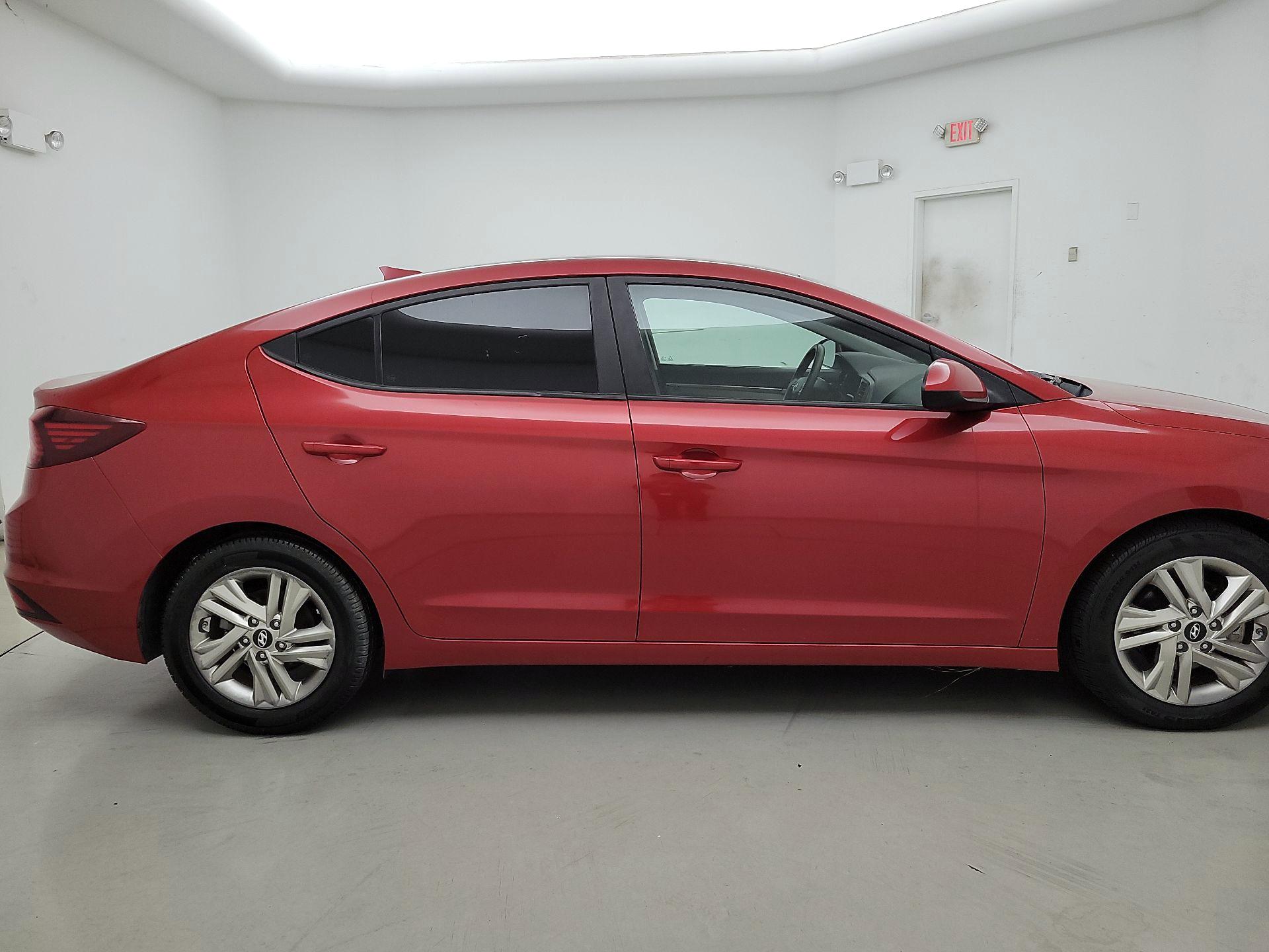 Thumbnail: 2019 Hyundai Elantra - 4