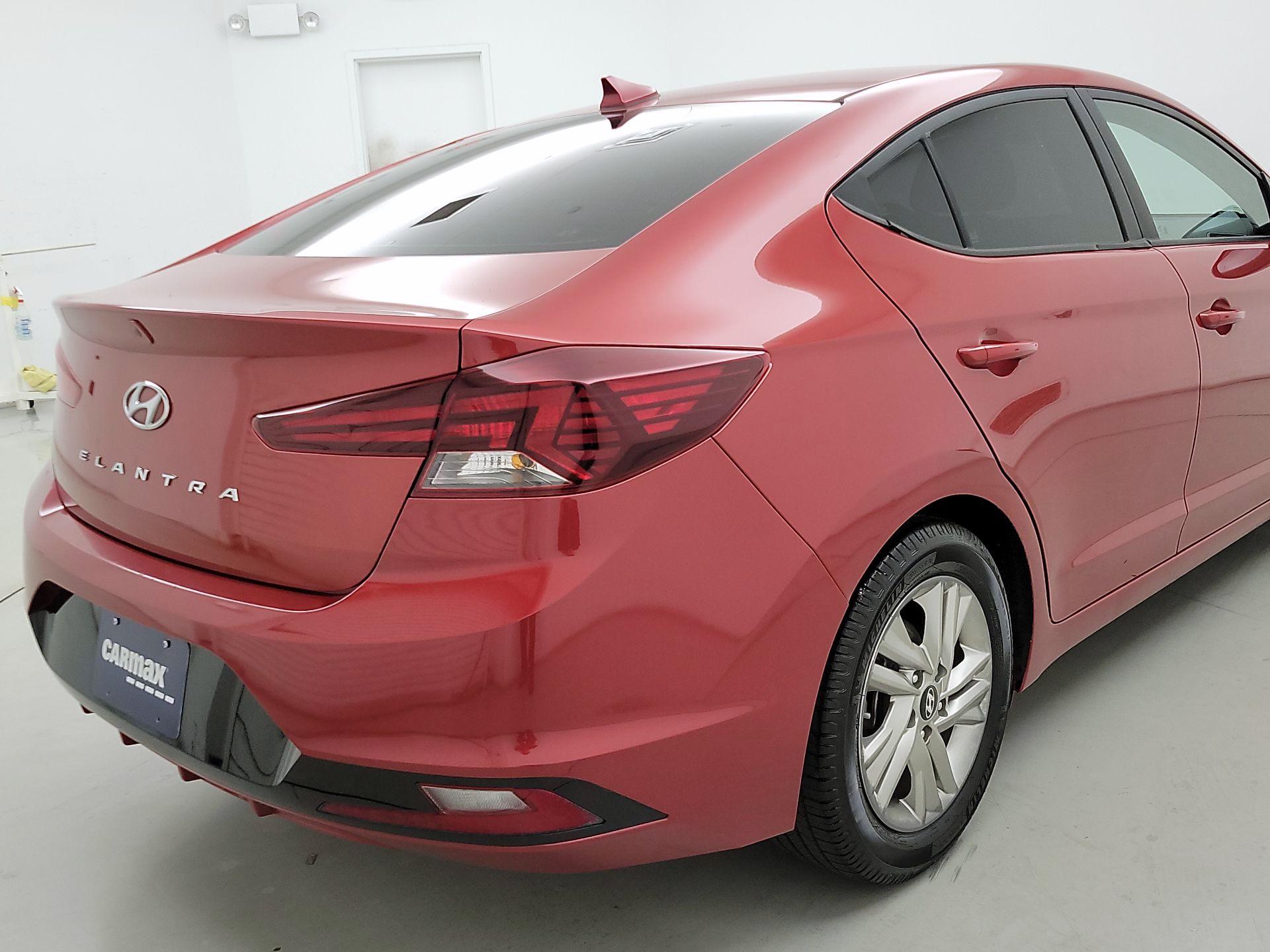 Thumbnail: 2019 Hyundai Elantra - 5