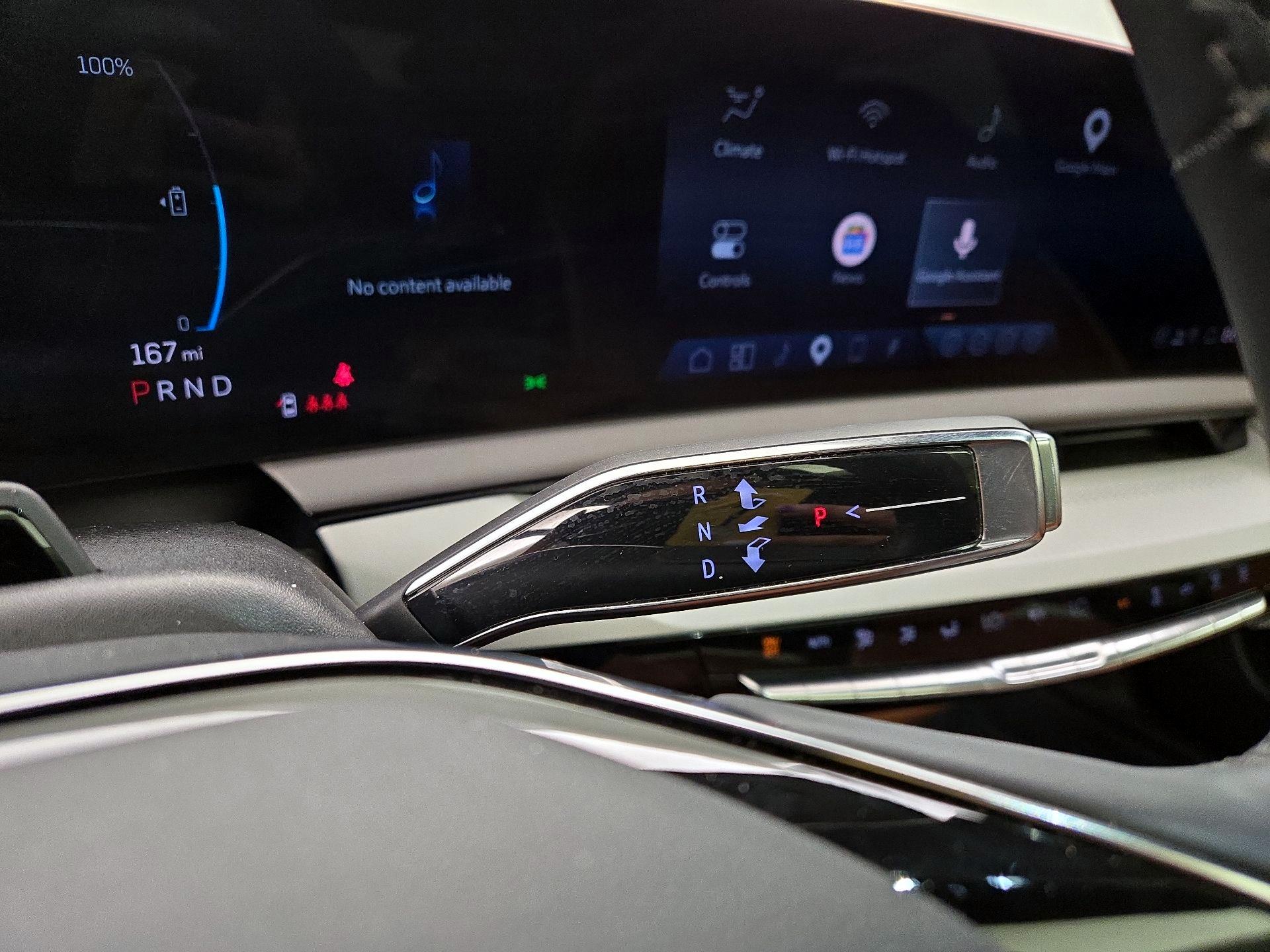 Thumbnail: 2025 Cadillac Optiq - 18