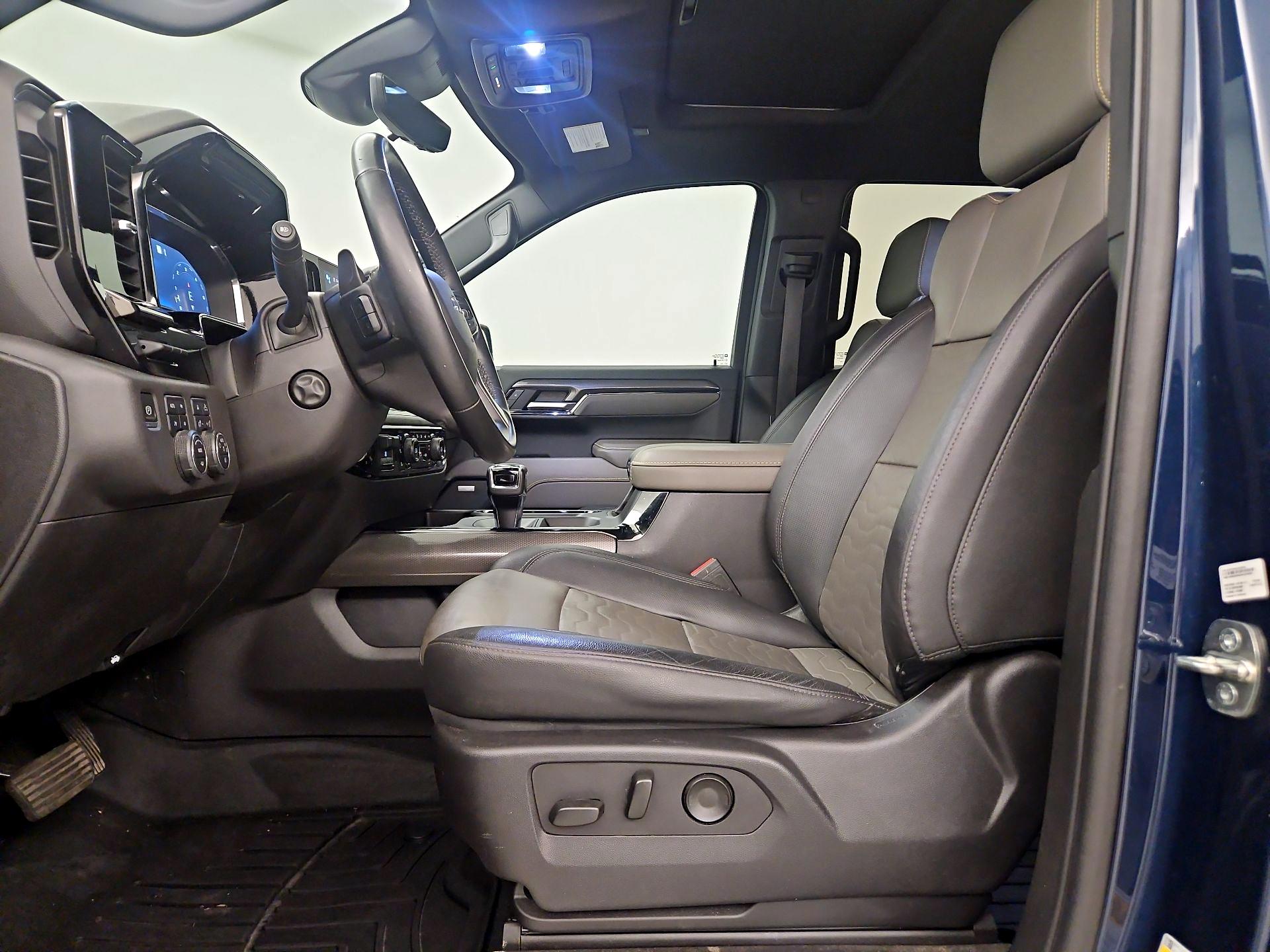Thumbnail: 2023 Chevrolet Silverado 1500 - 11