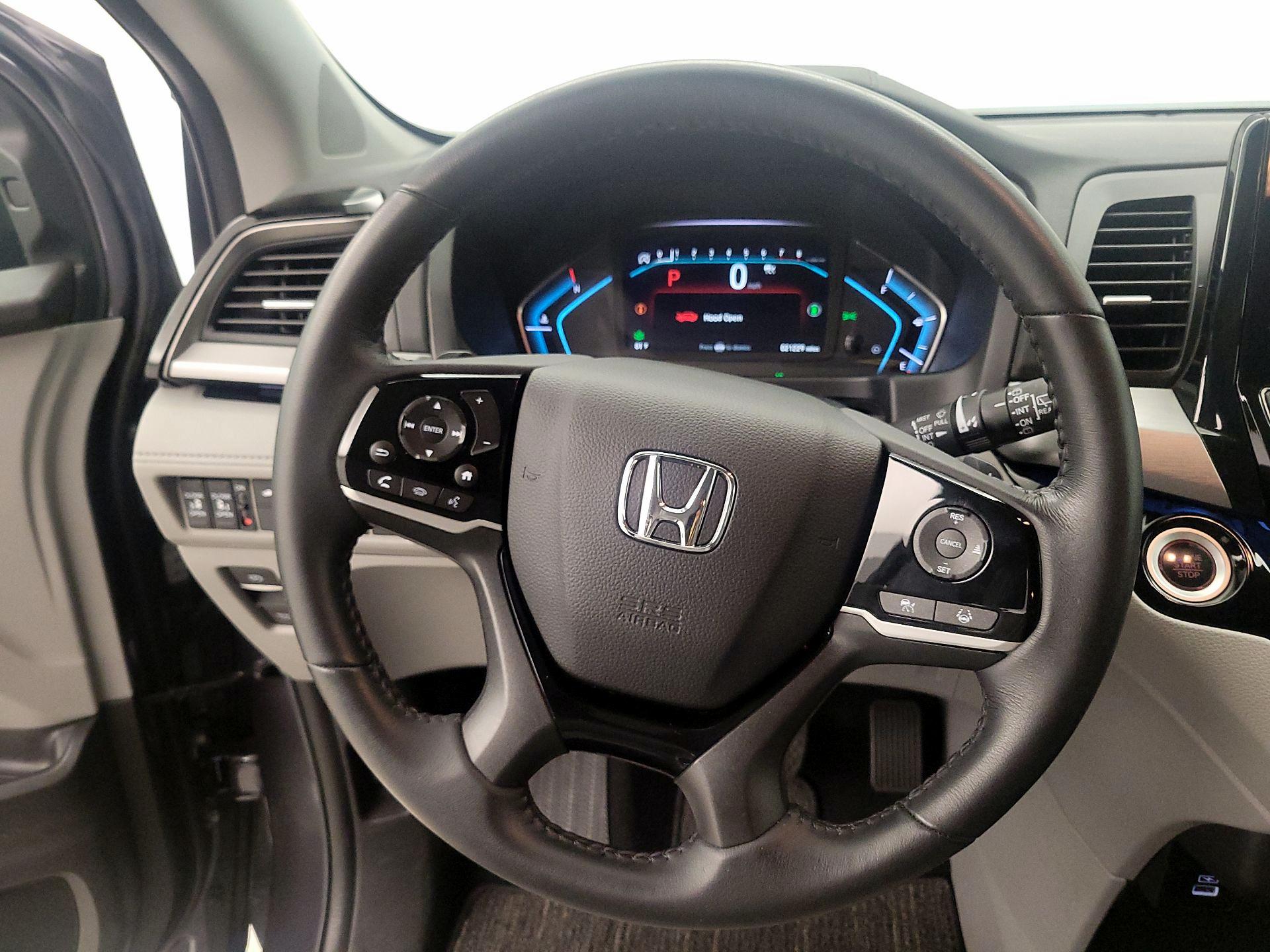 Thumbnail: 2023 Honda Odyssey - 10