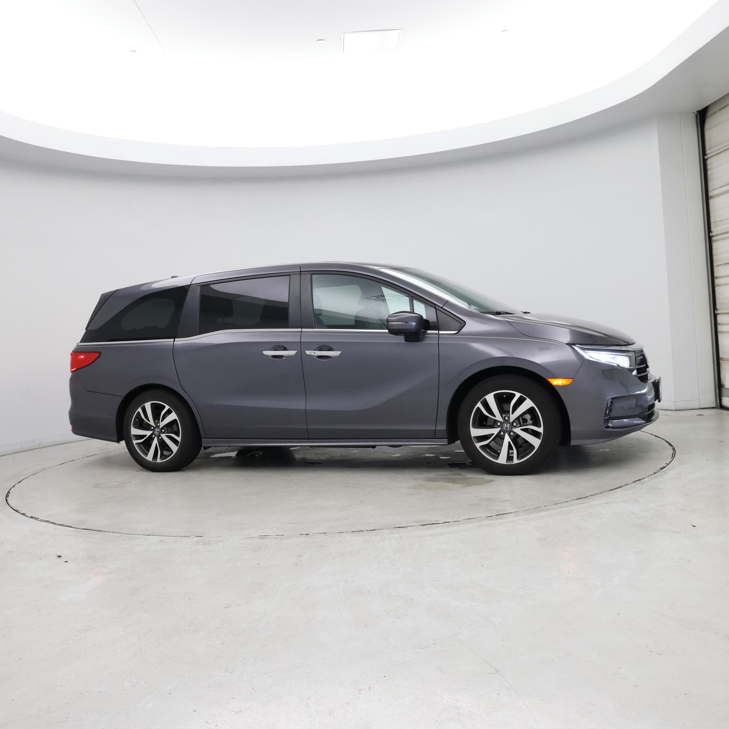 Thumbnail: 2023 Honda Odyssey - 7