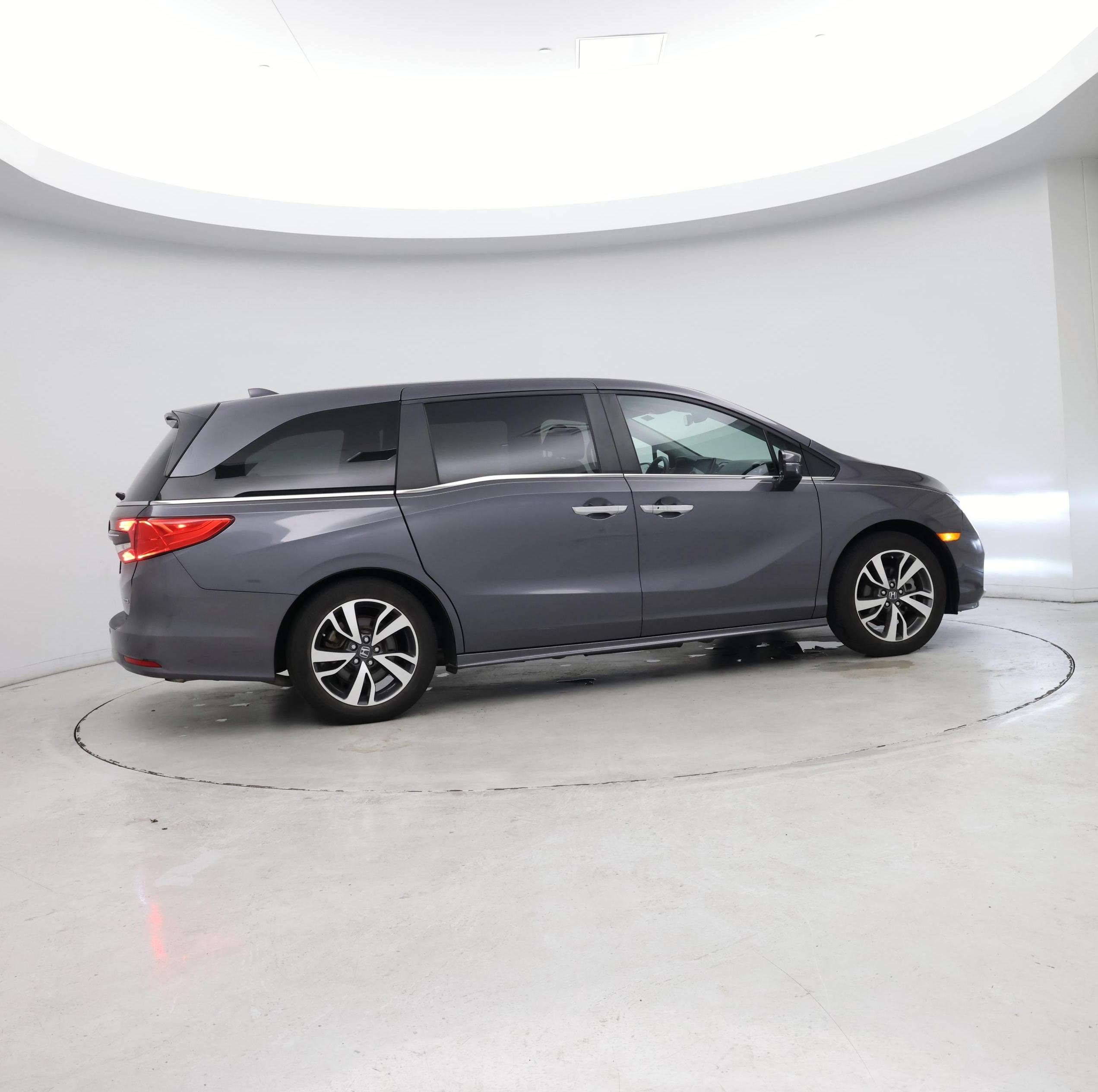 Thumbnail: 2023 Honda Odyssey - 8