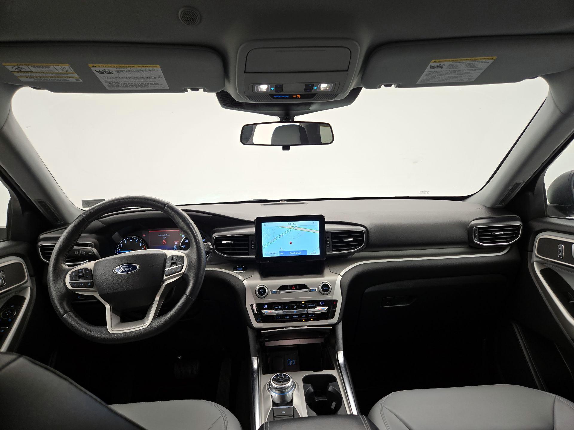 Thumbnail: 2021 Ford Explorer - 9