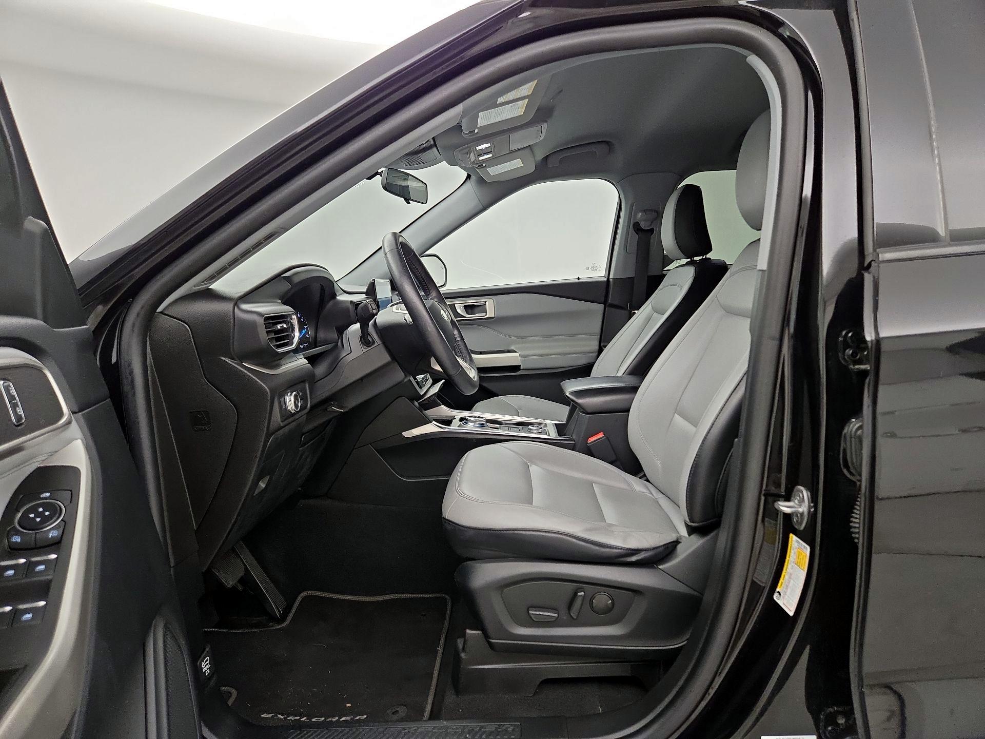 Thumbnail: 2021 Ford Explorer - 11