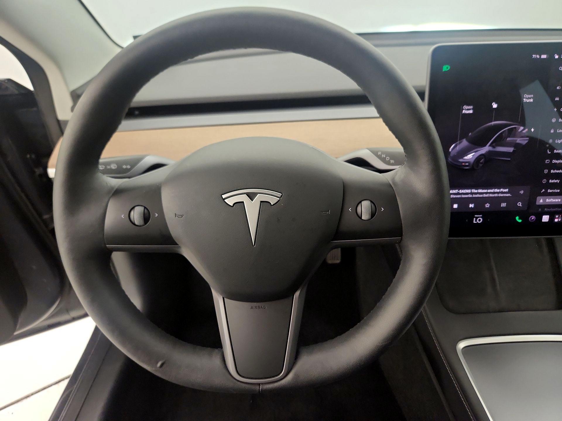 Thumbnail: 2022 Tesla Model 3 - 10