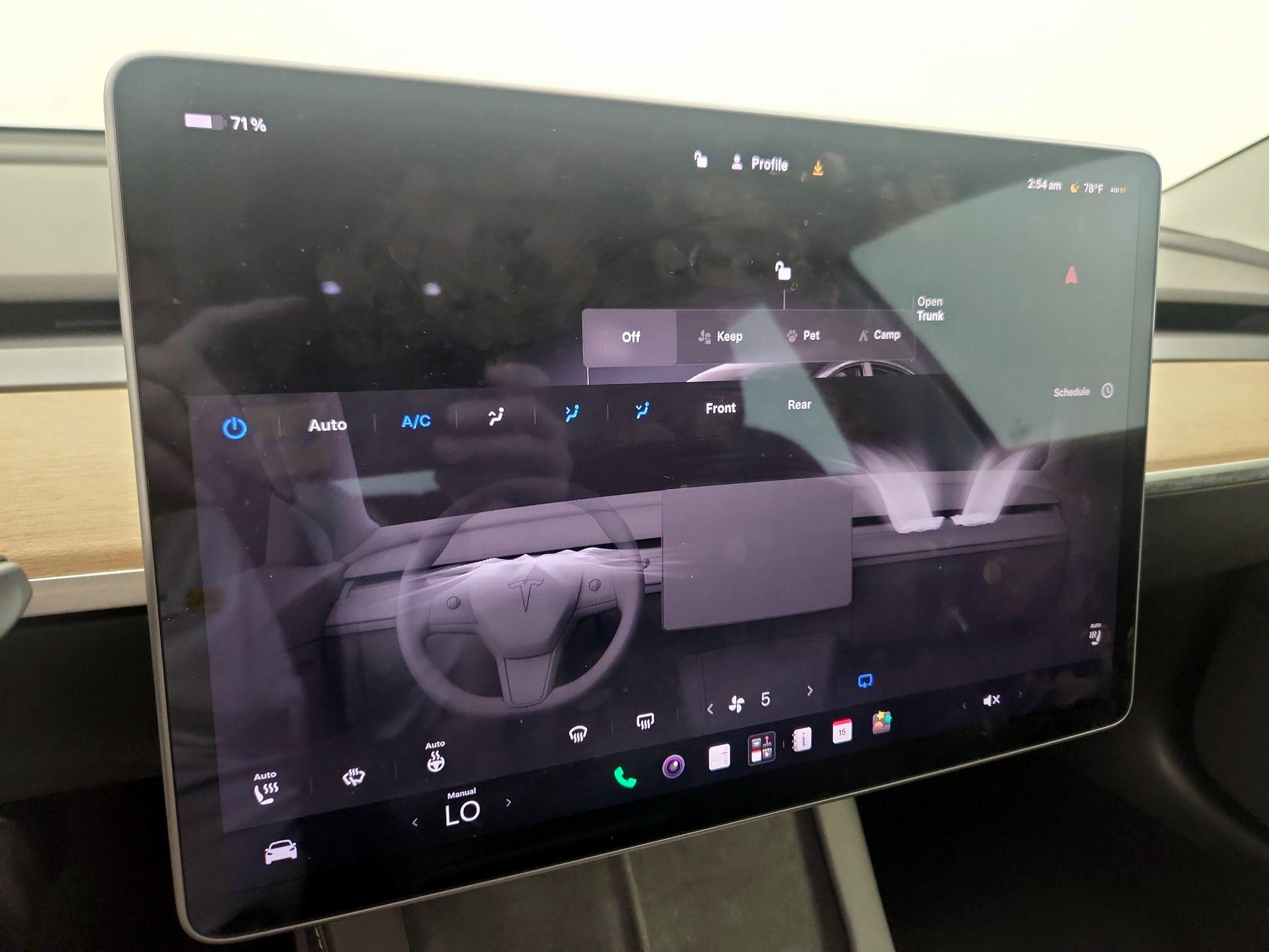 Thumbnail: 2022 Tesla Model 3 - 17