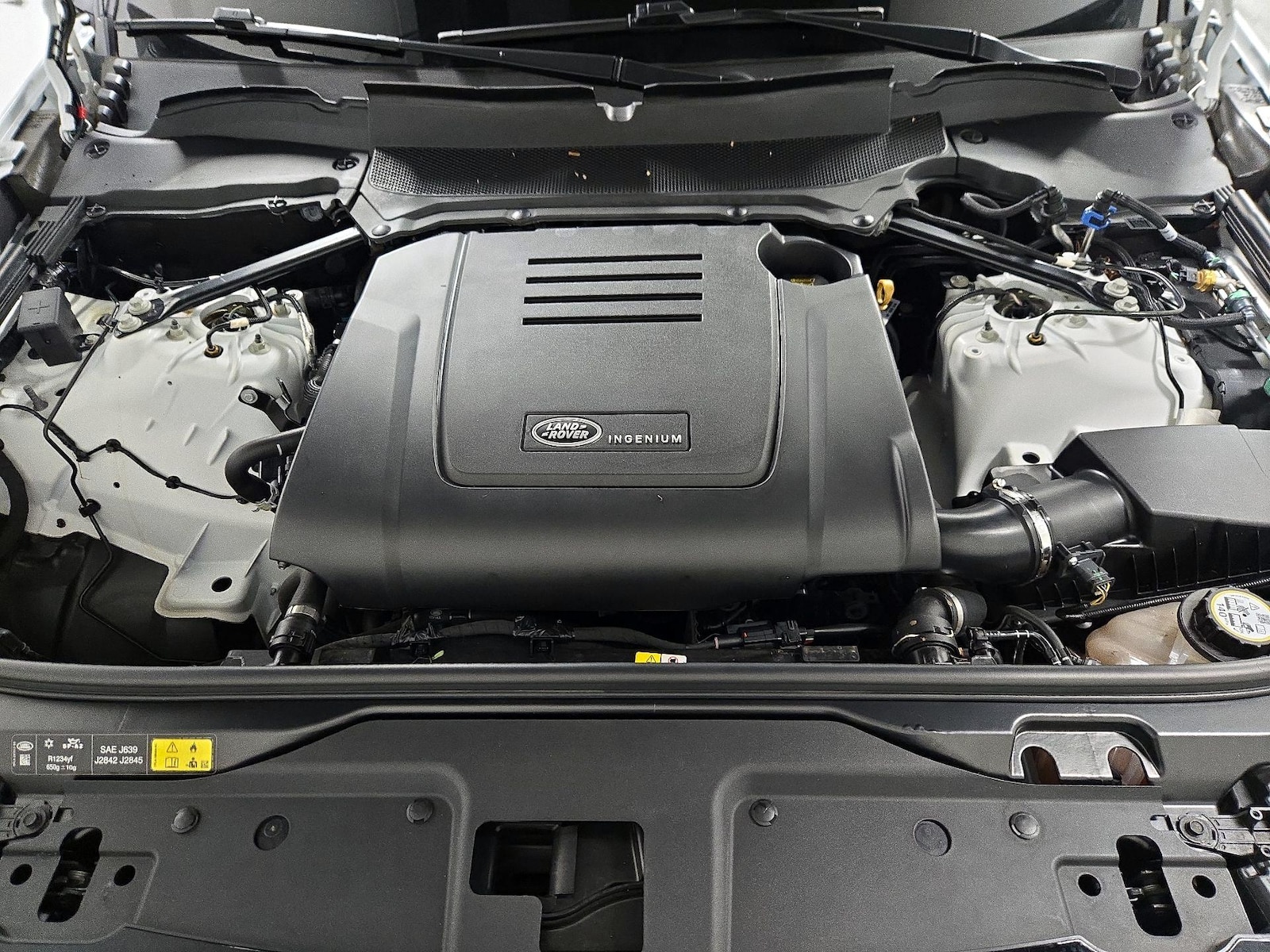 2023 Land Rover Discovery S - Photo 26