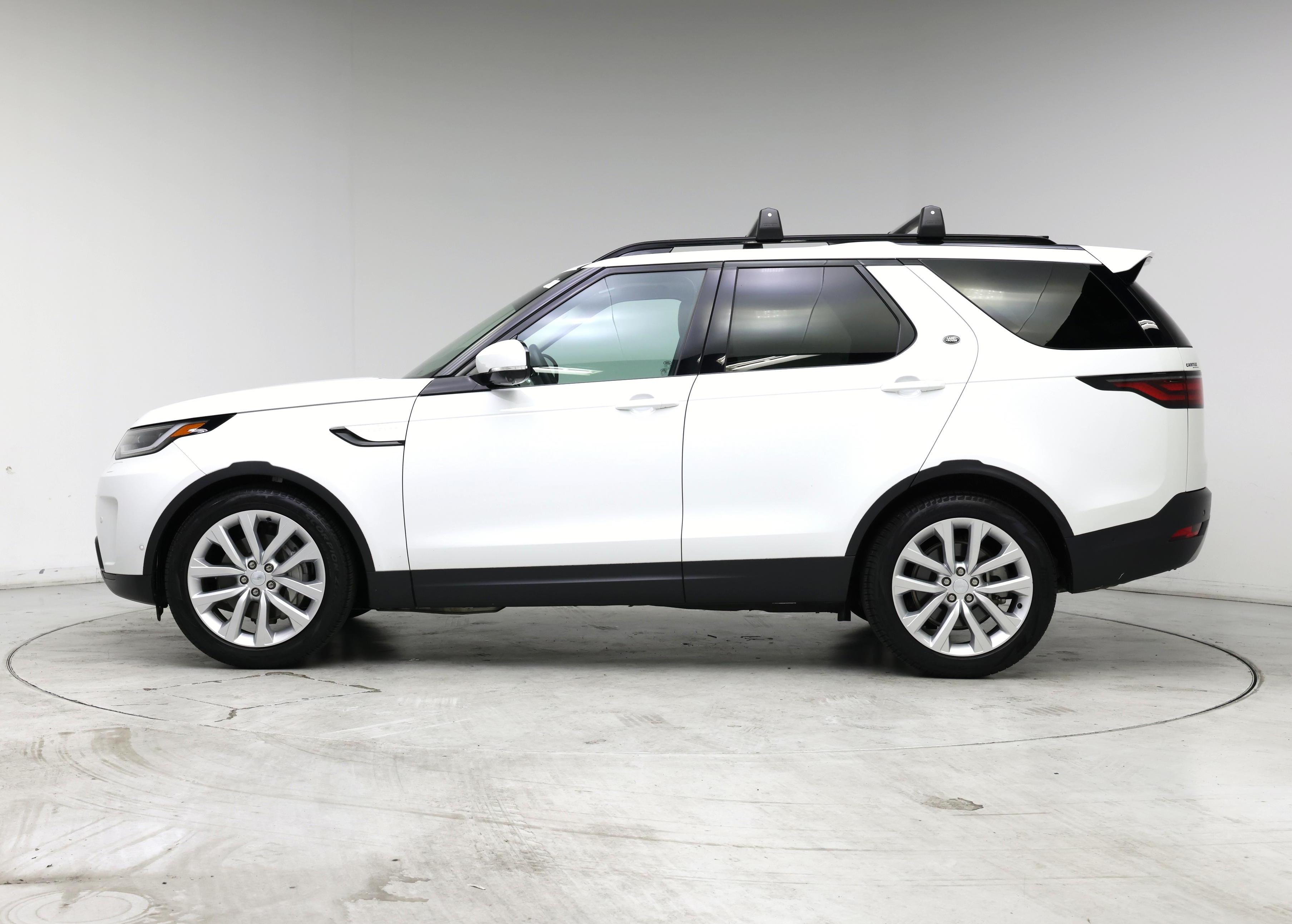 Thumbnail: 2023 Land Rover Discovery - 3