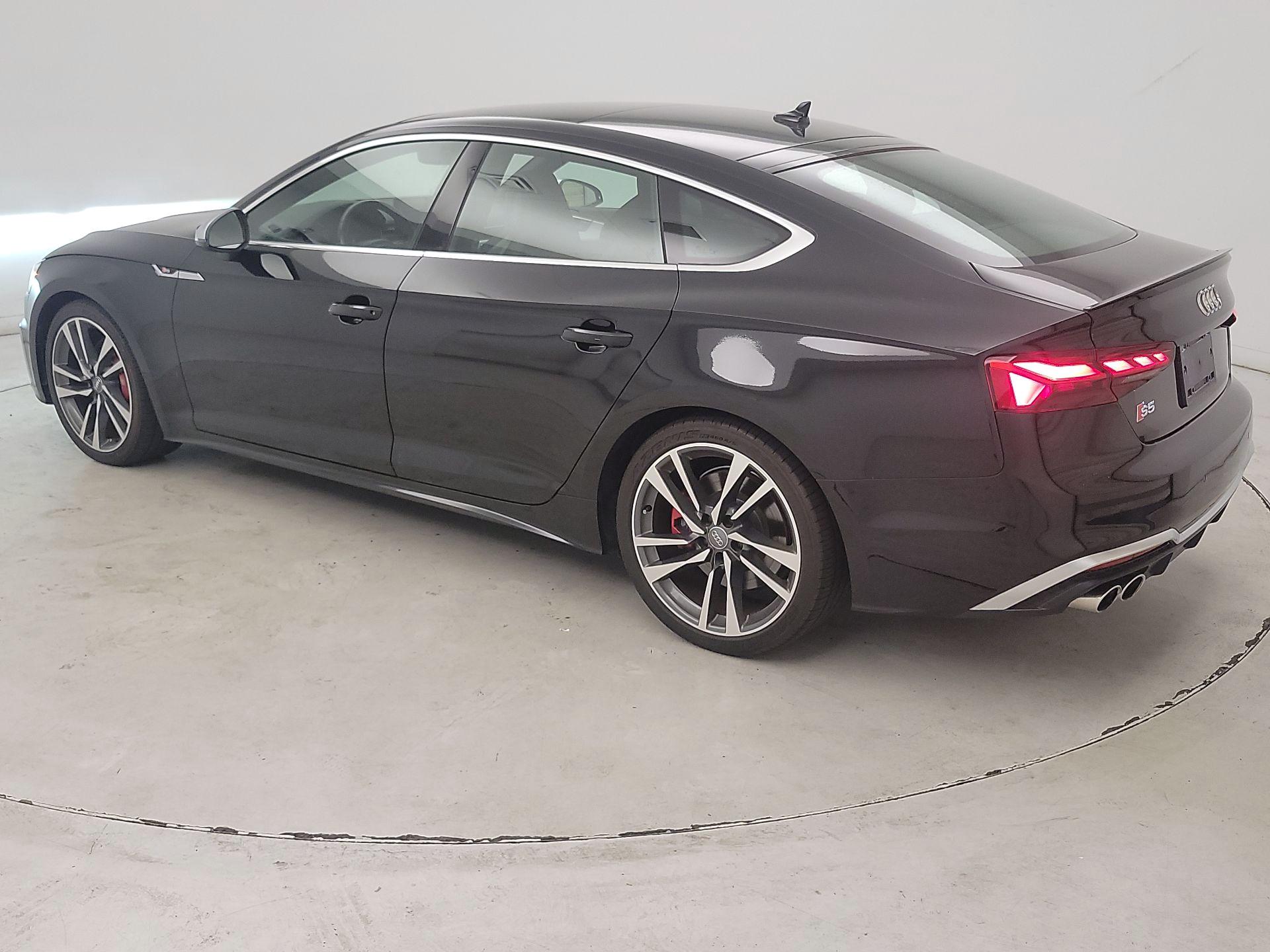 Thumbnail: 2021 Audi S5 - 7