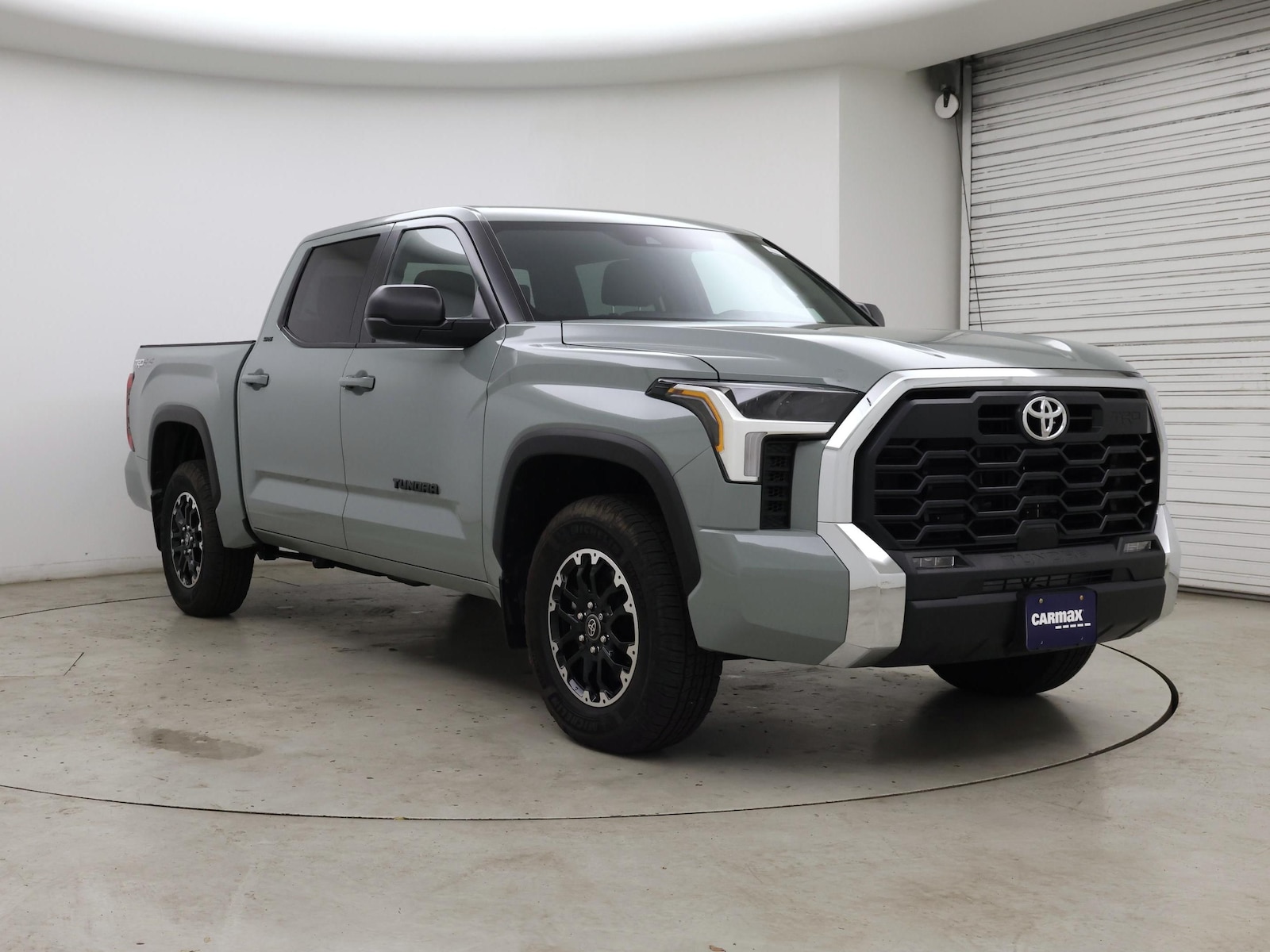 2025 Toyota Tundra SR5 - Photo 2
