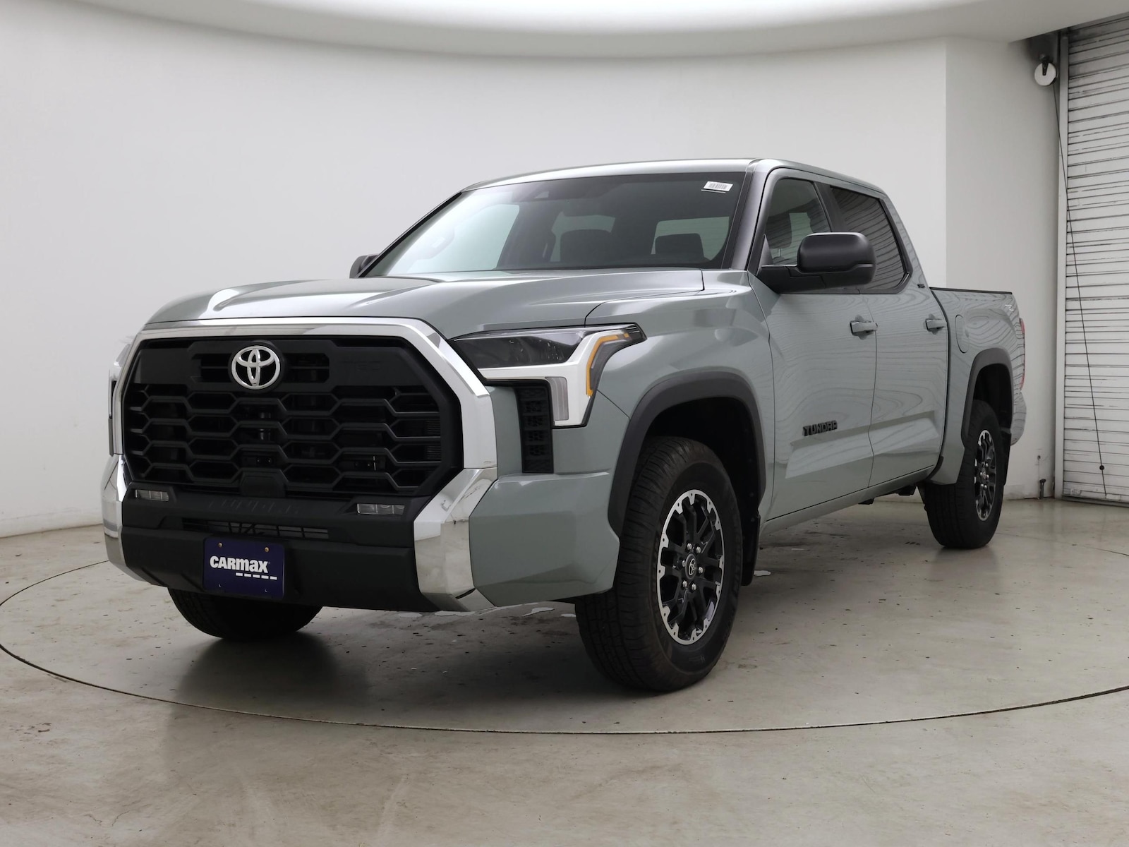 2025 Toyota Tundra SR5 - Photo 5