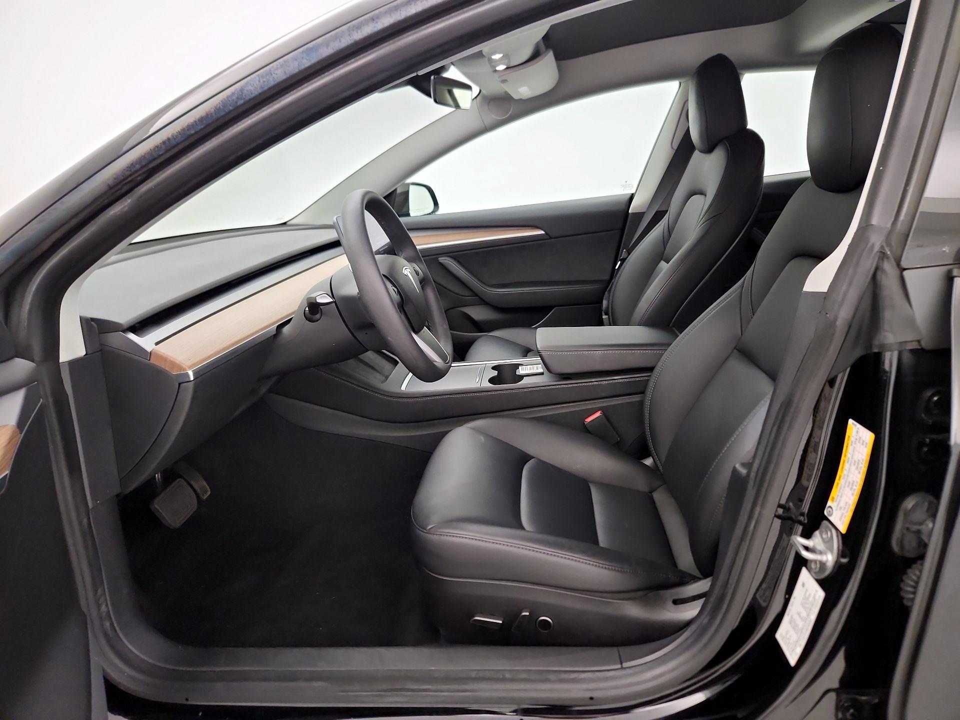 Thumbnail: 2021 Tesla Model 3 - 11