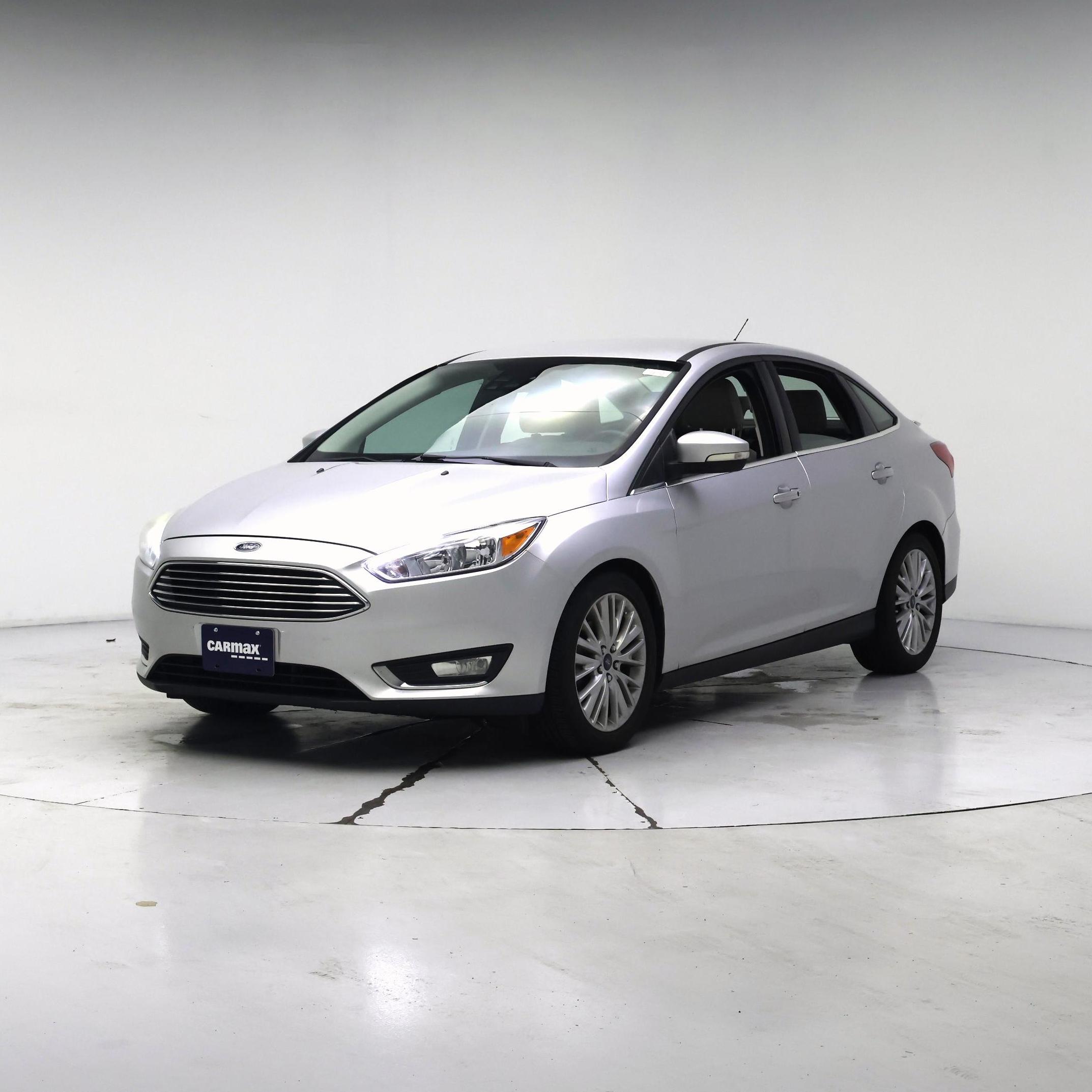 Thumbnail: 2016 Ford Focus - 4