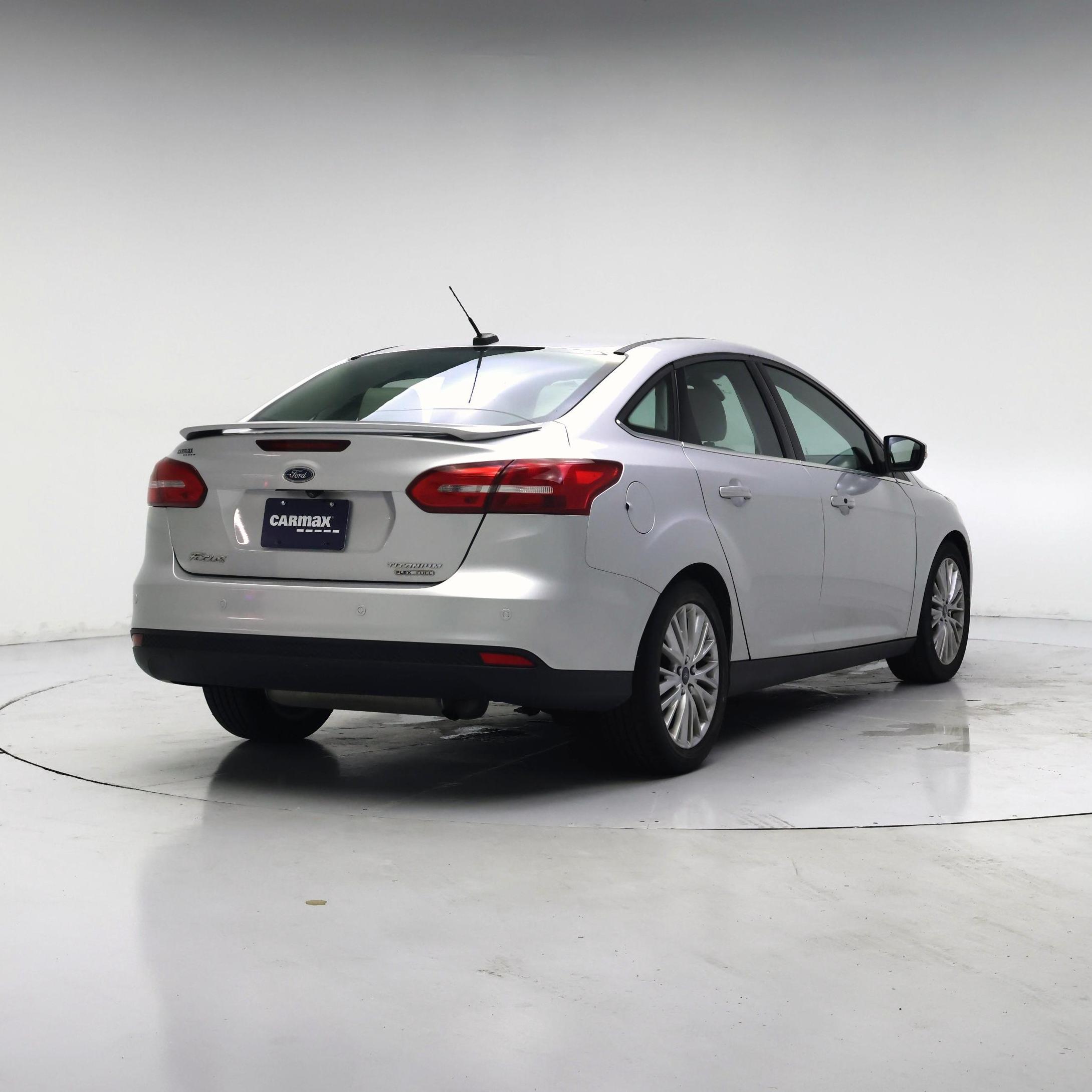 Thumbnail: 2016 Ford Focus - 8