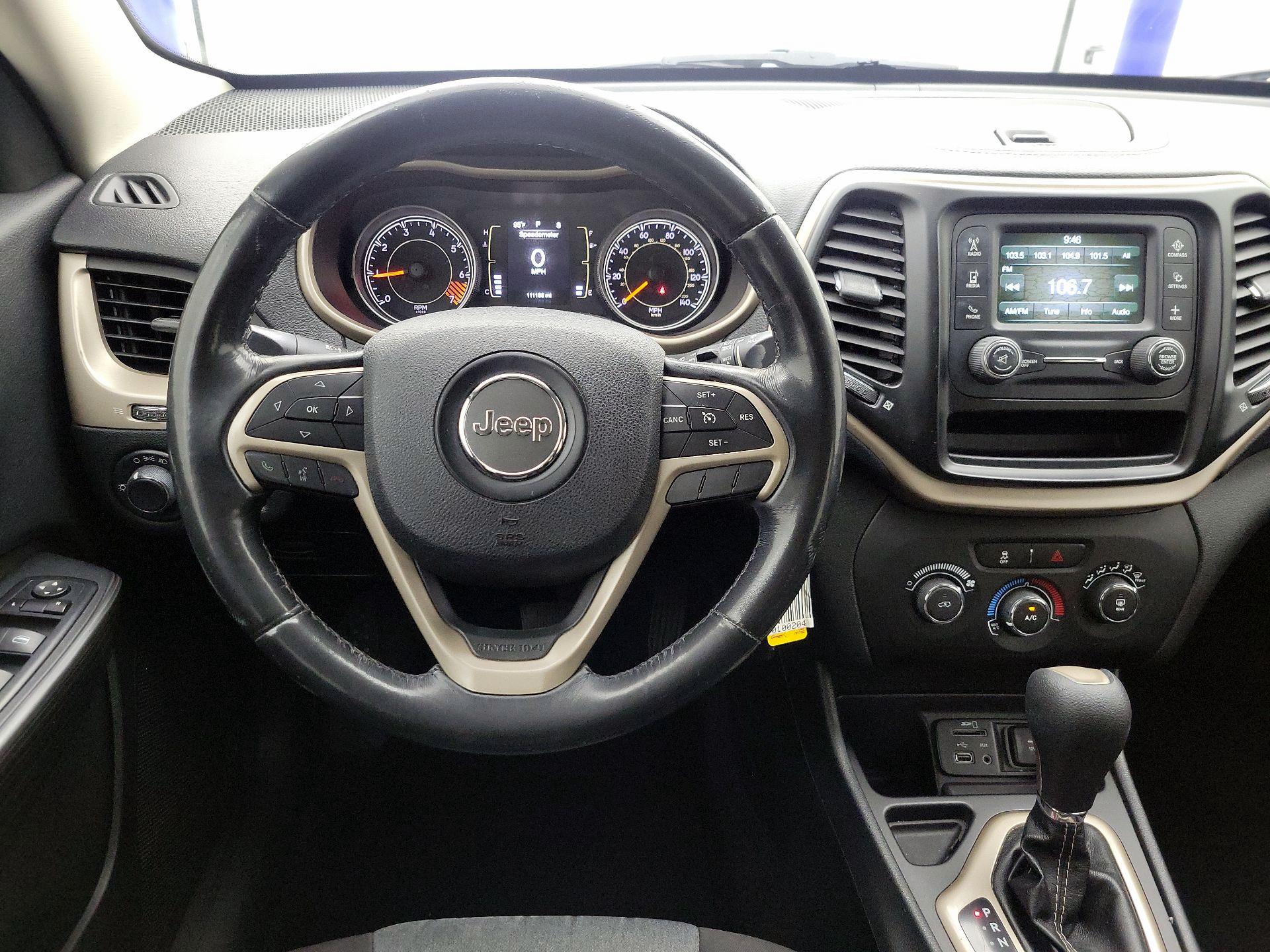 Thumbnail: 2015 Jeep Cherokee - 10